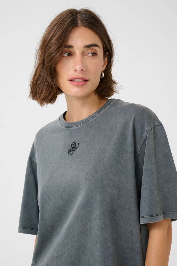 CUalfie Oversized Tee