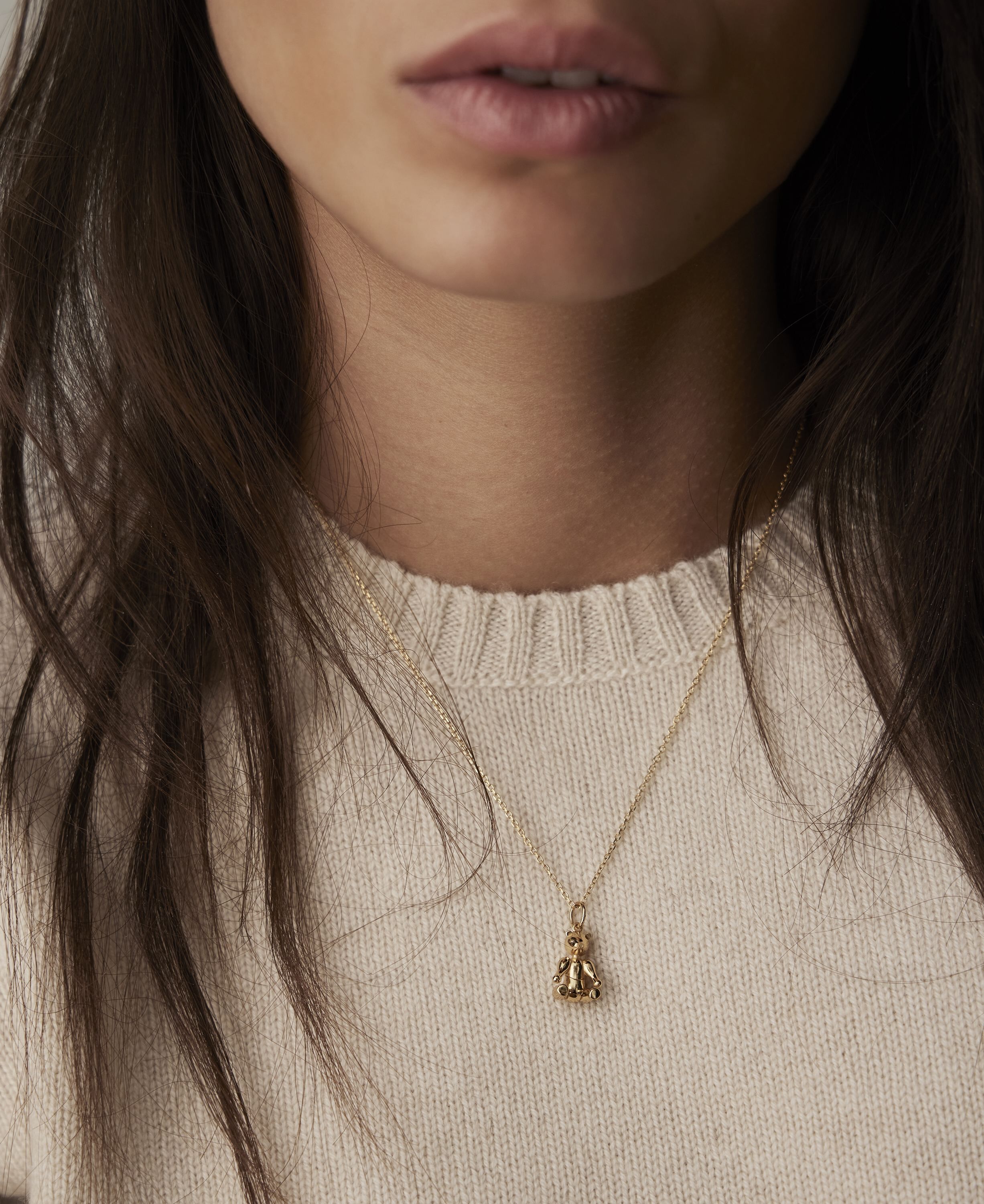 Bj&oslash;rnen i 18 karat forgyldt s&oslash;lv uden k&aelig;de