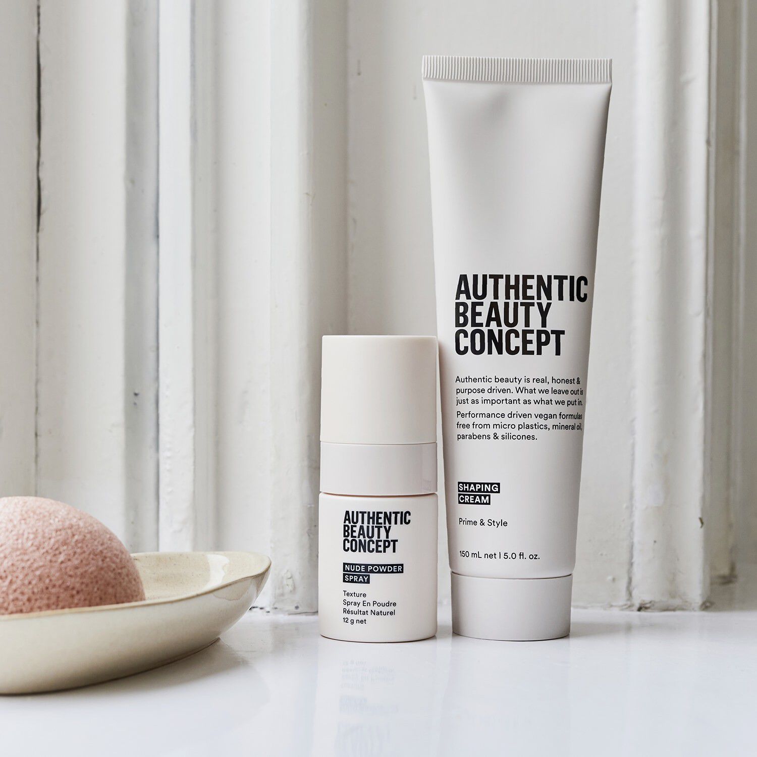 Nude Powder Spray - Fin, volumengivende pudder med bl&oslash;d effekt