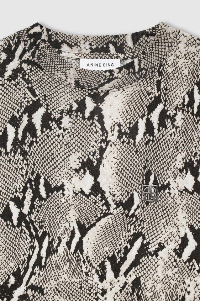 AVI TEE - WASHED PYTHON