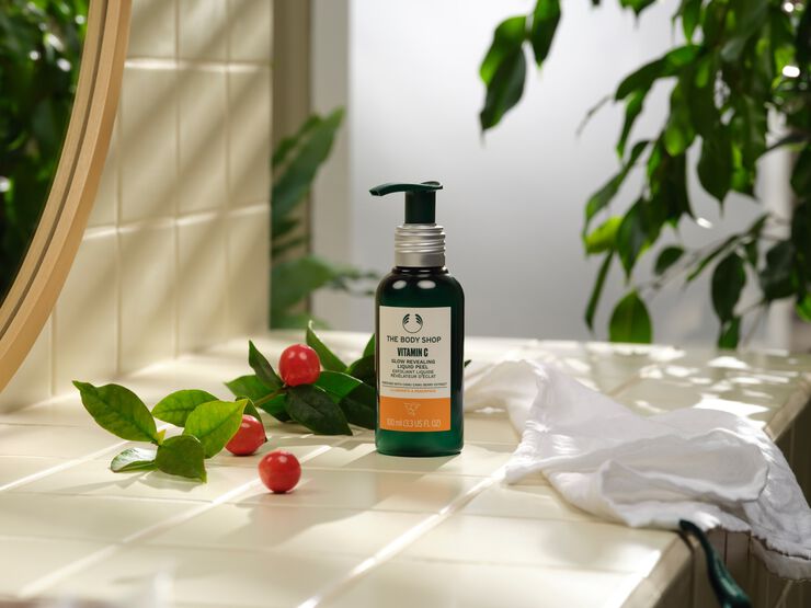 Vitamin C Glow Revealing Liquid Peel