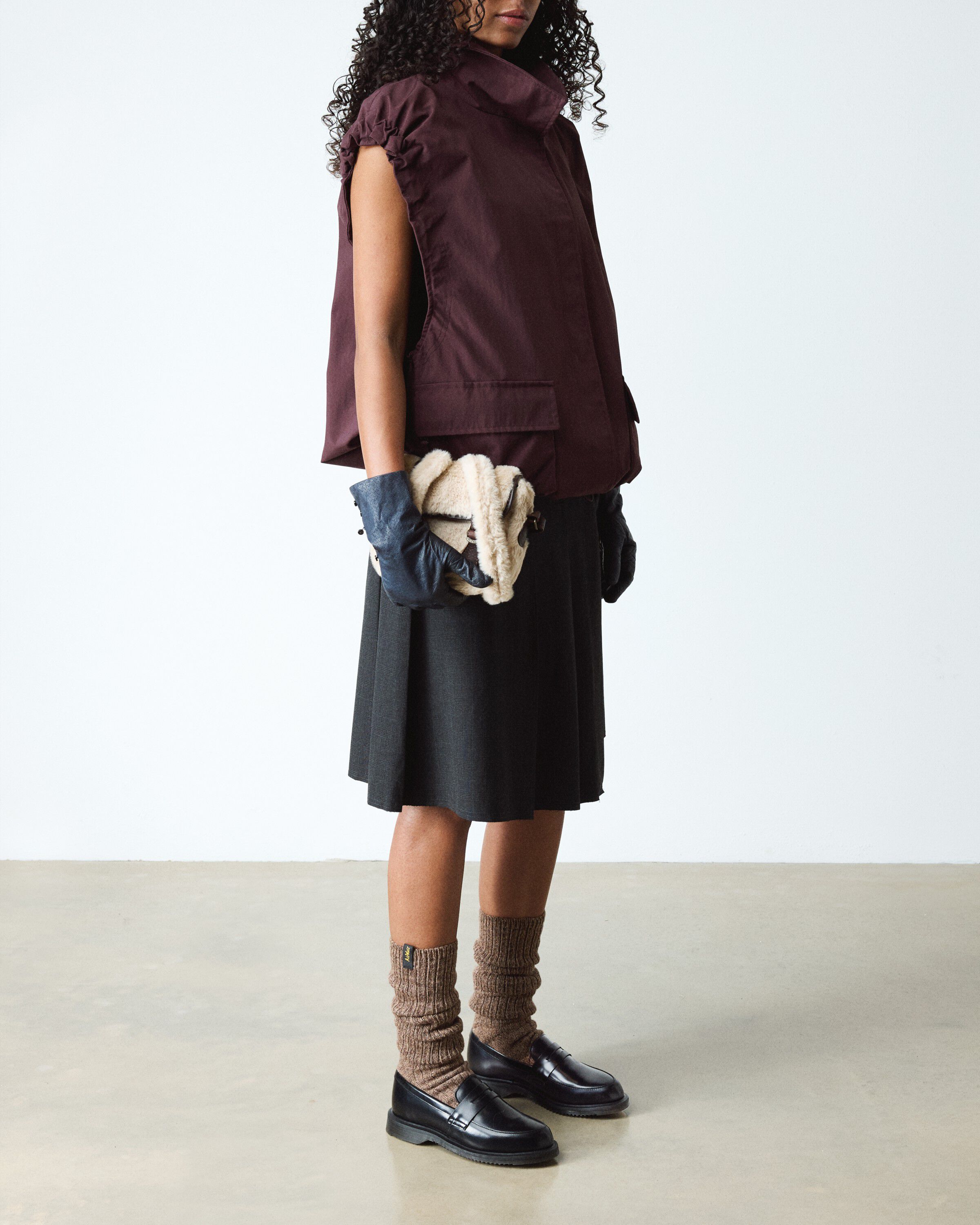 Temara Black Polished Smooth