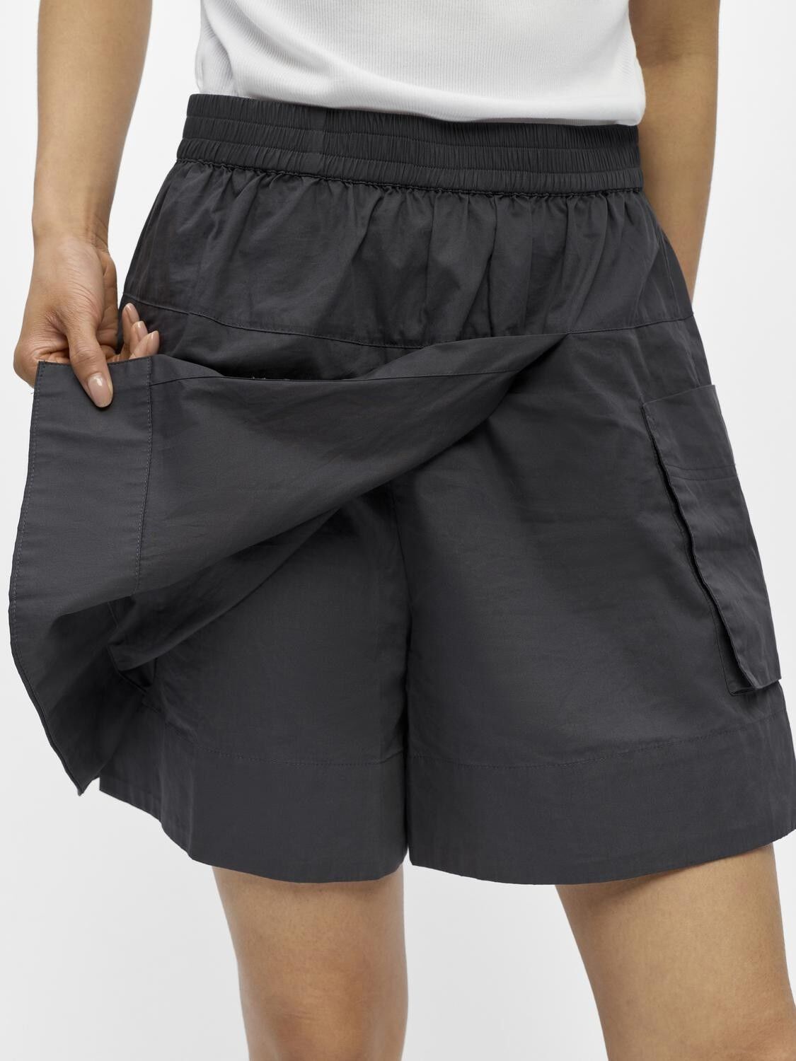 Objkaela Hw Lo Bermuda Short E Ss 26