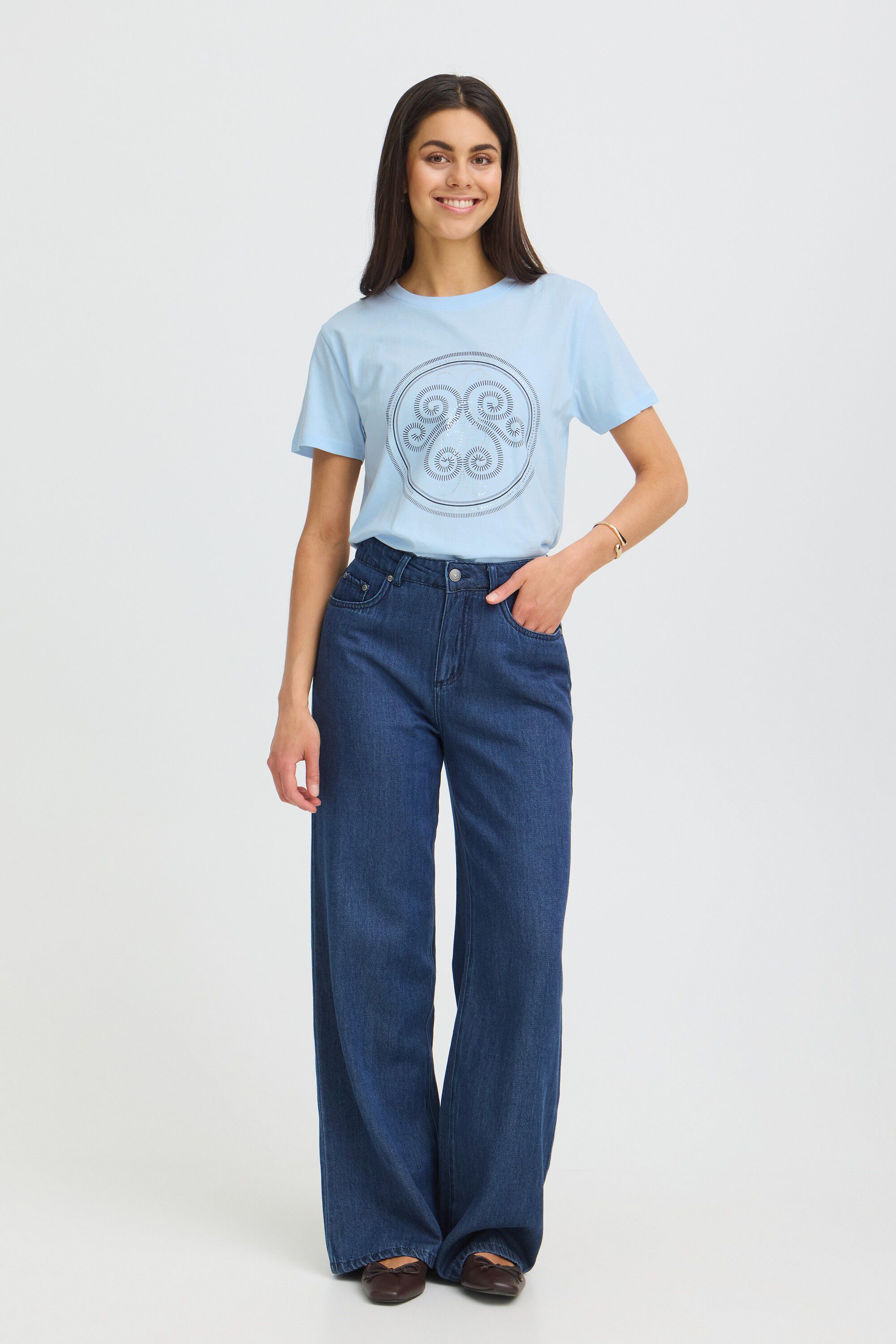 FRZARY TEE 1