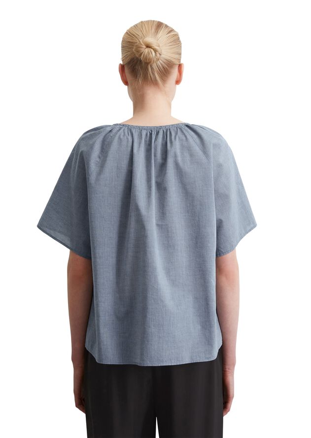 Blouse, round neck with gathering a