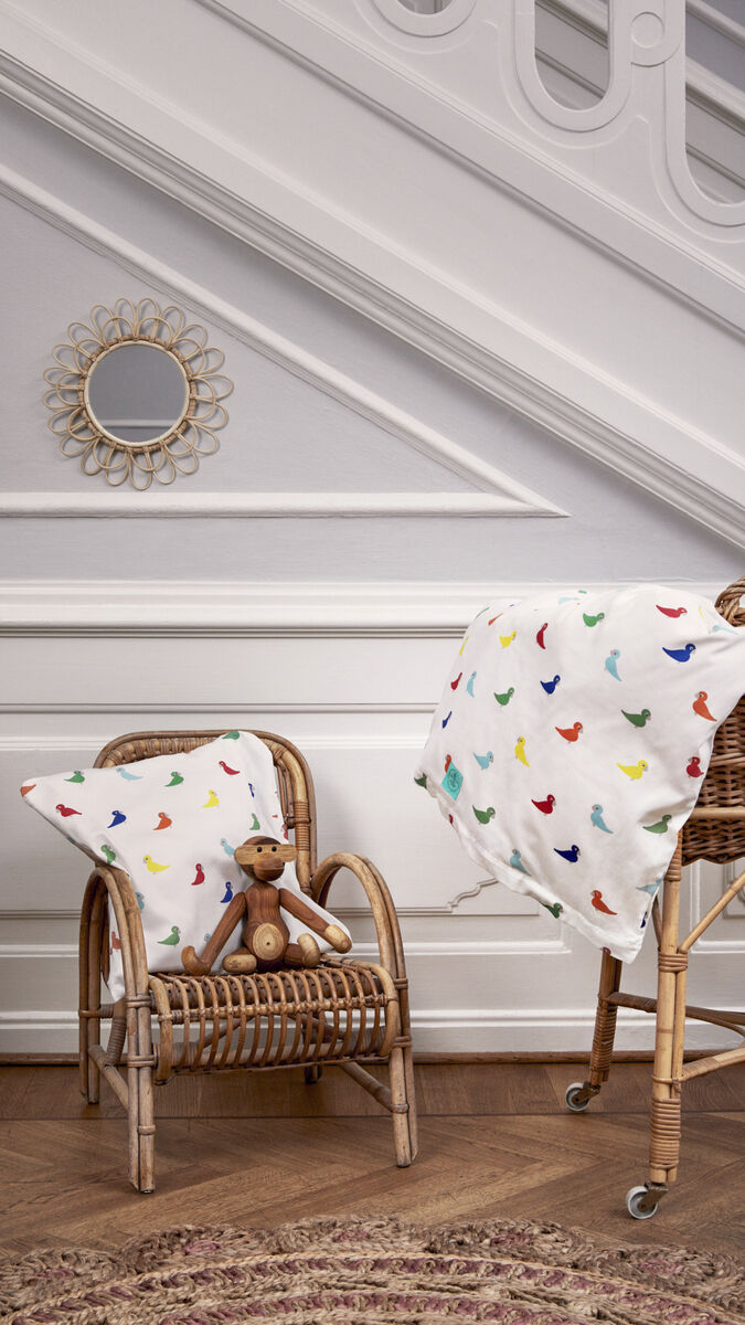 Senget&oslash;j Sangfugl baby 70x100cm DK multi