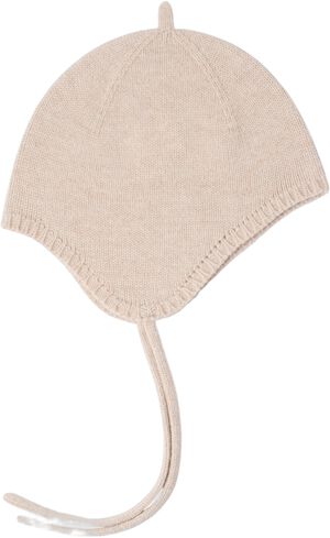 Stickad mössa i mjuk ull med knytb