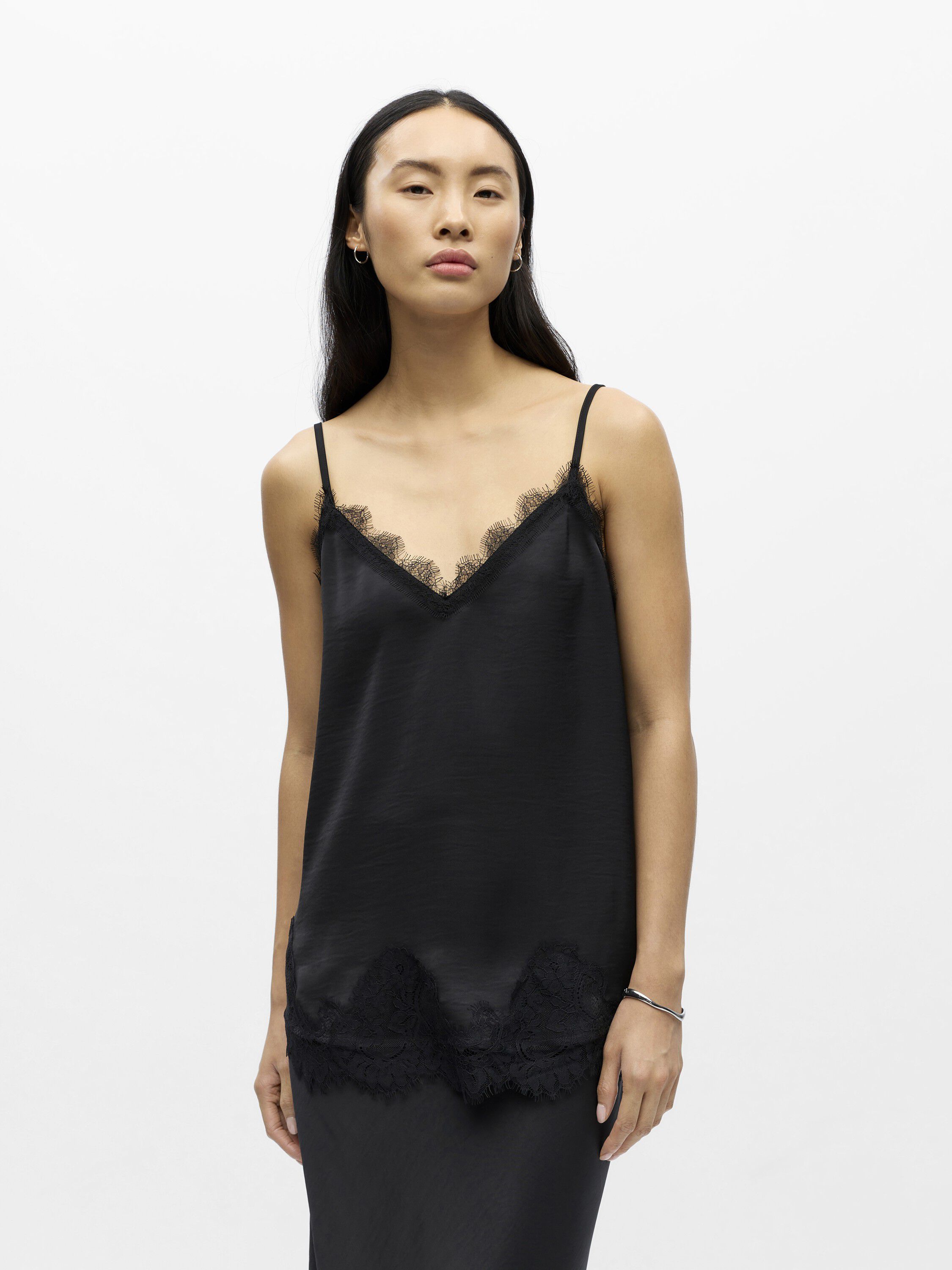 OBJNALINE REG SLIP LACE TOP E VIP 2