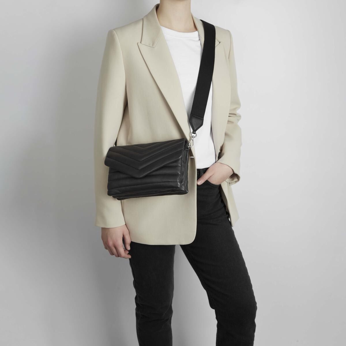 Susanambg Puffer Crossbody Bag