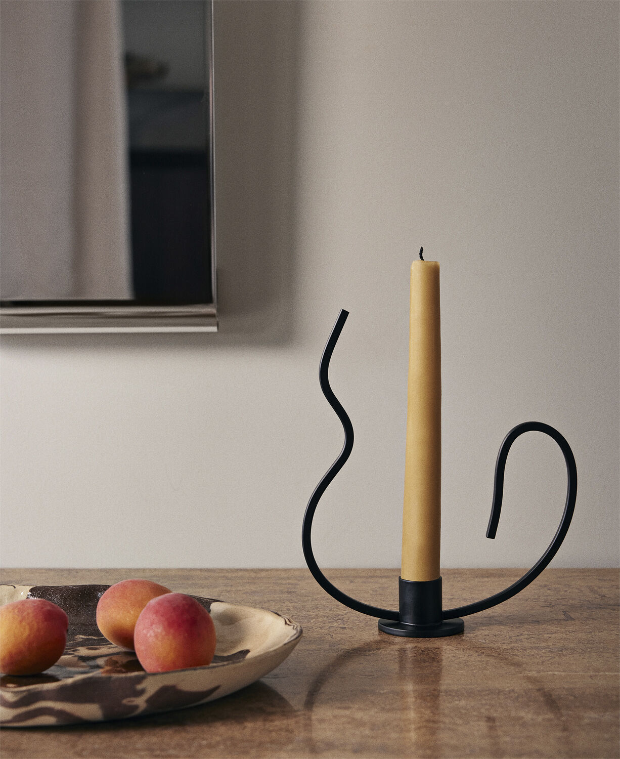 Valse Candle Holder - Low - Black