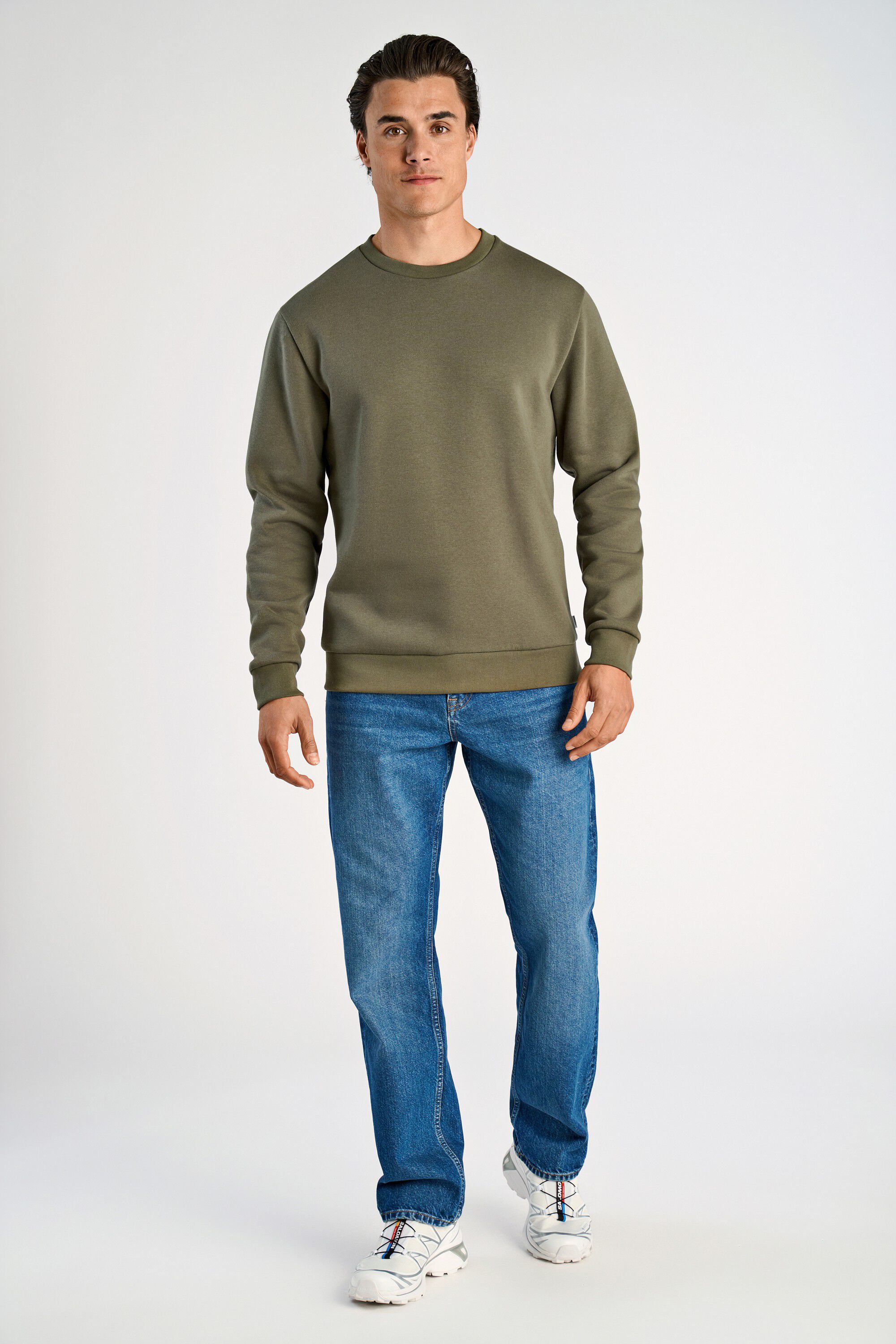 O-neck sweatshirt