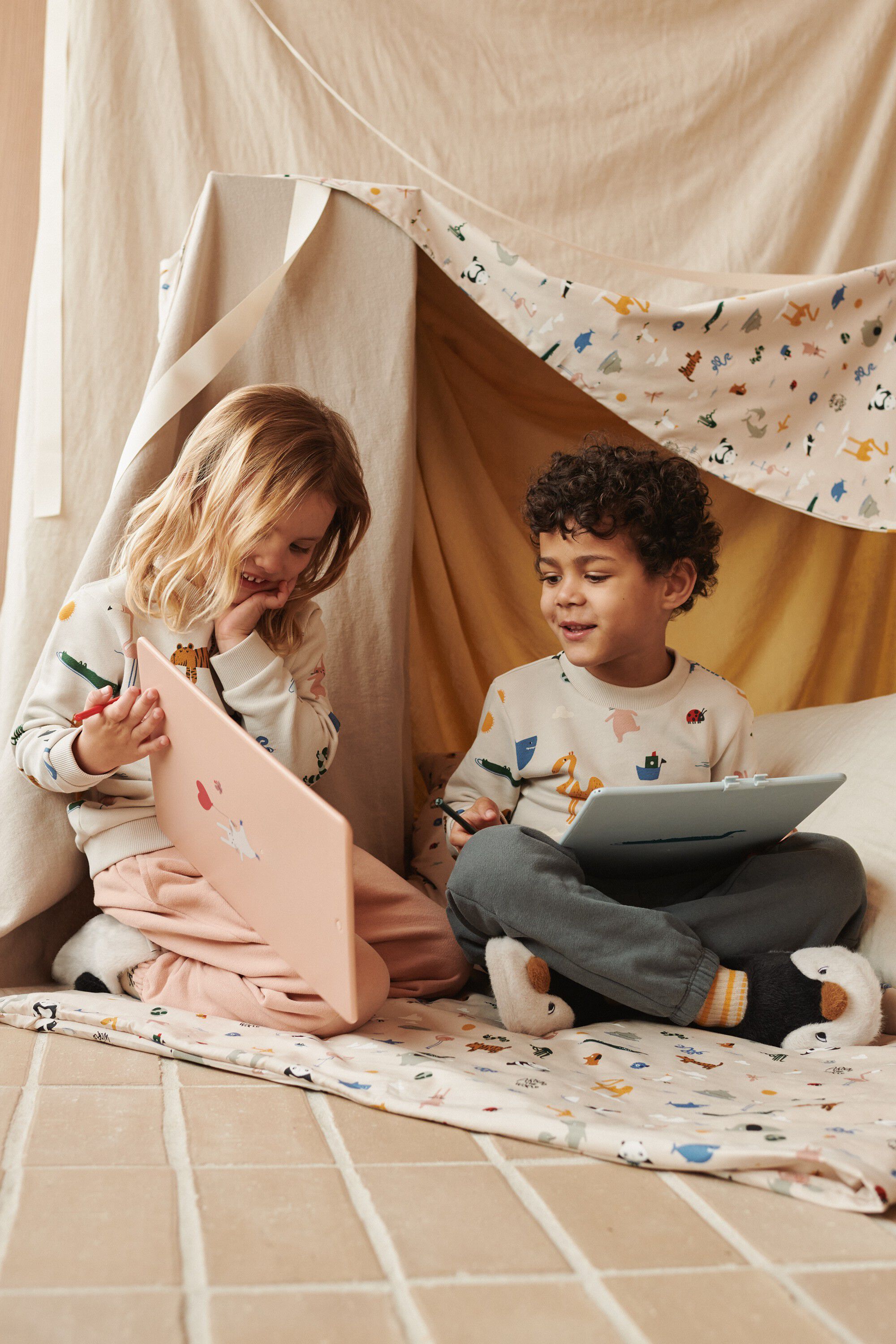 Zora Magic Drawing Board 13,5 inche