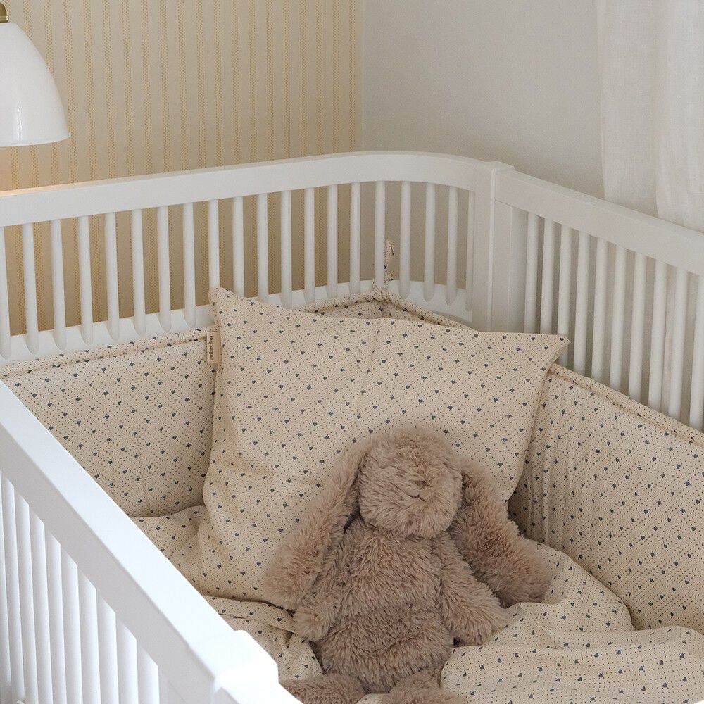 Levi senget&oslash;j