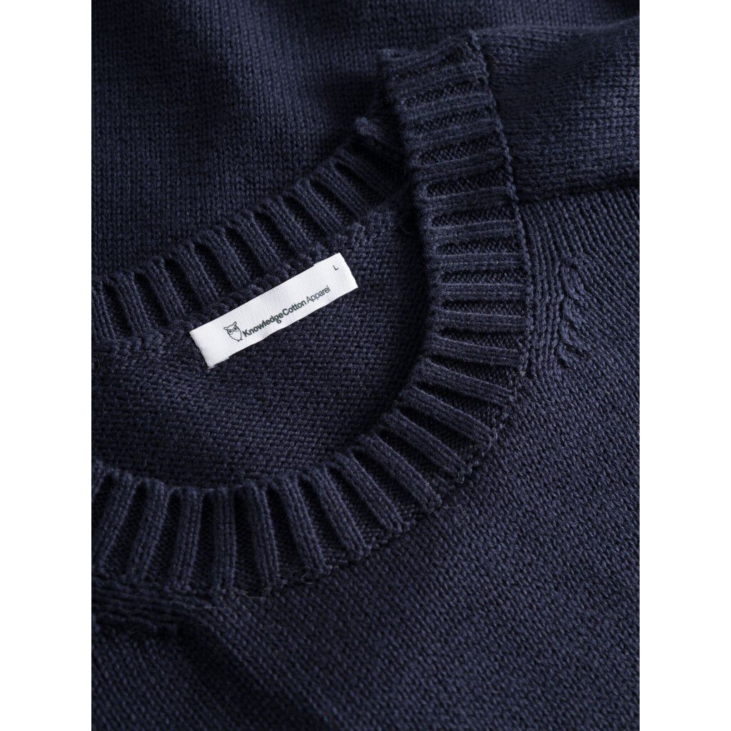 Plain knitted crew neck GOTS/Vegan