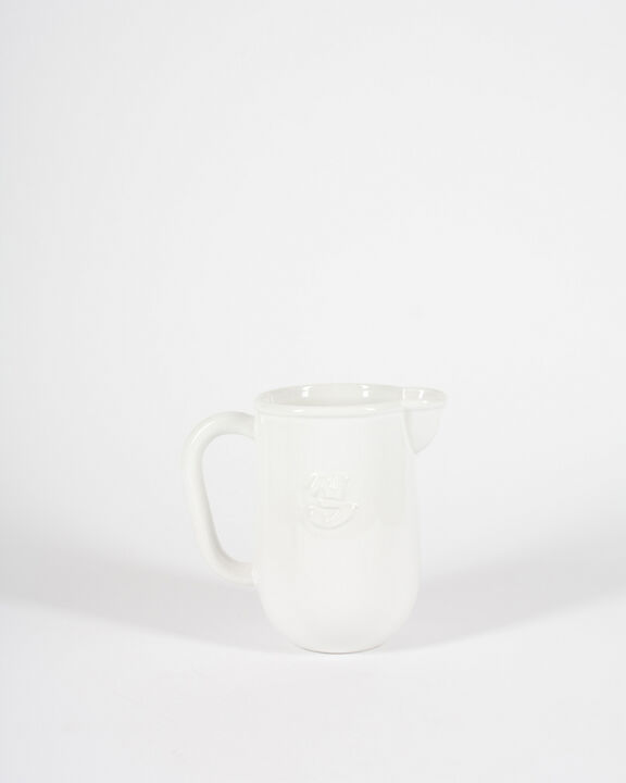 KANTNE PITCHER