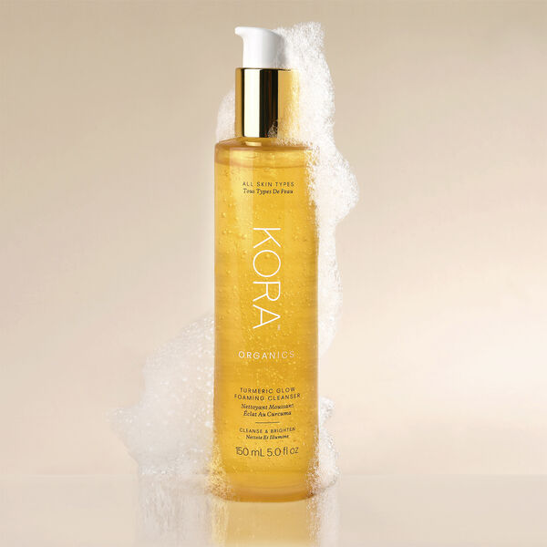 Turmeric Glow Foaming Cleanser