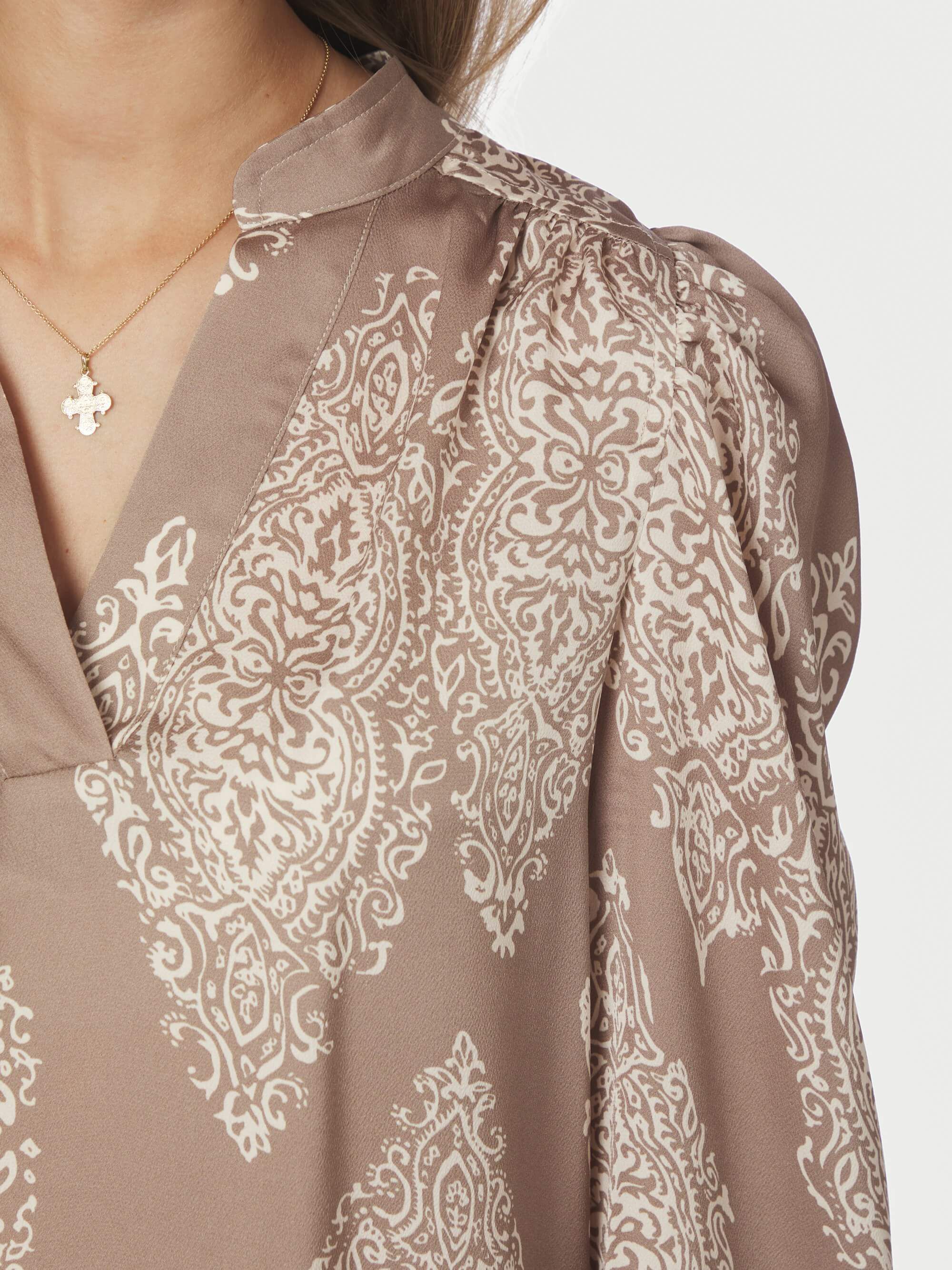Rosslyn Paisley Drop Blouse