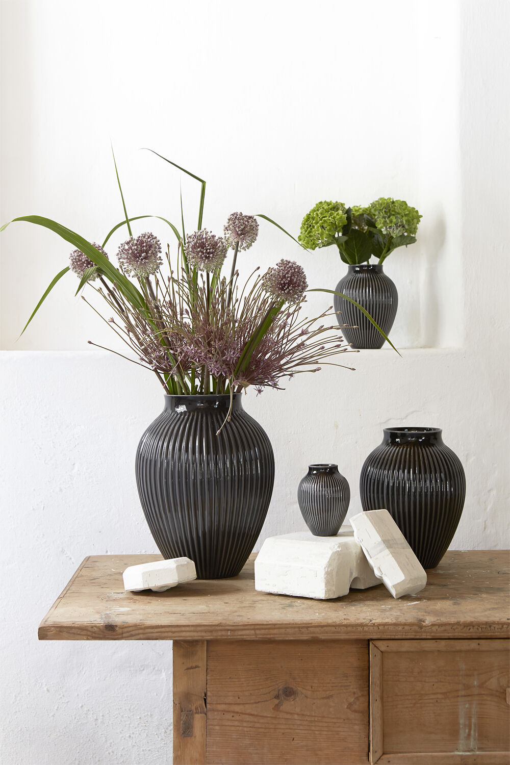 Knabstrup vase H 20 cm ripple black