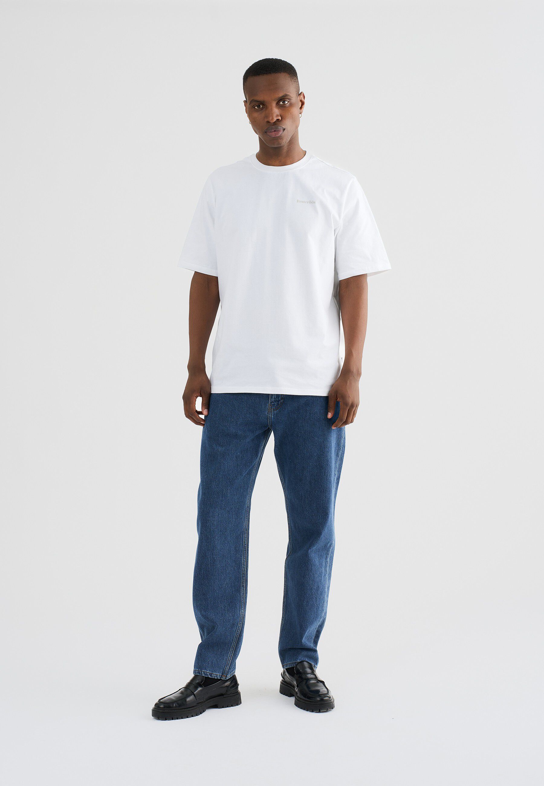RTMASON STRAIGHT FIT JEANS.