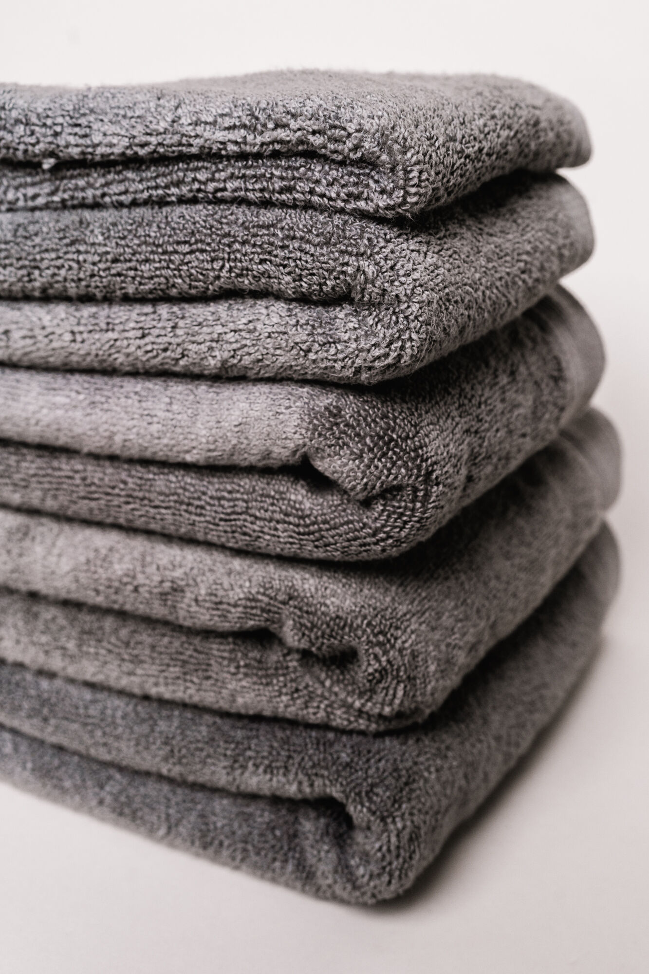 Hotel & spa h&aring;ndkl&aelig;de steeple grey