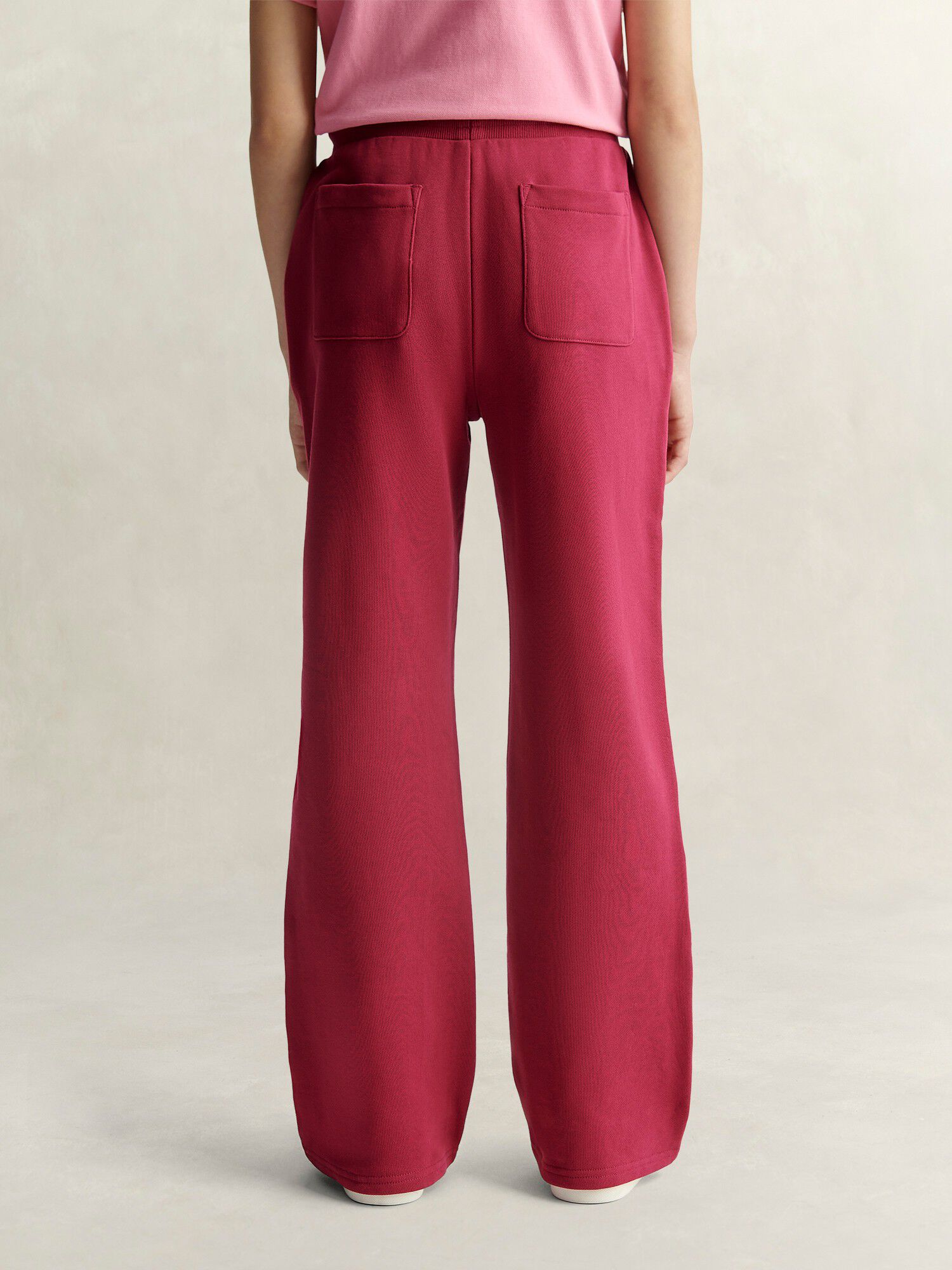 STRAIGHT LEG SWEATPANTS