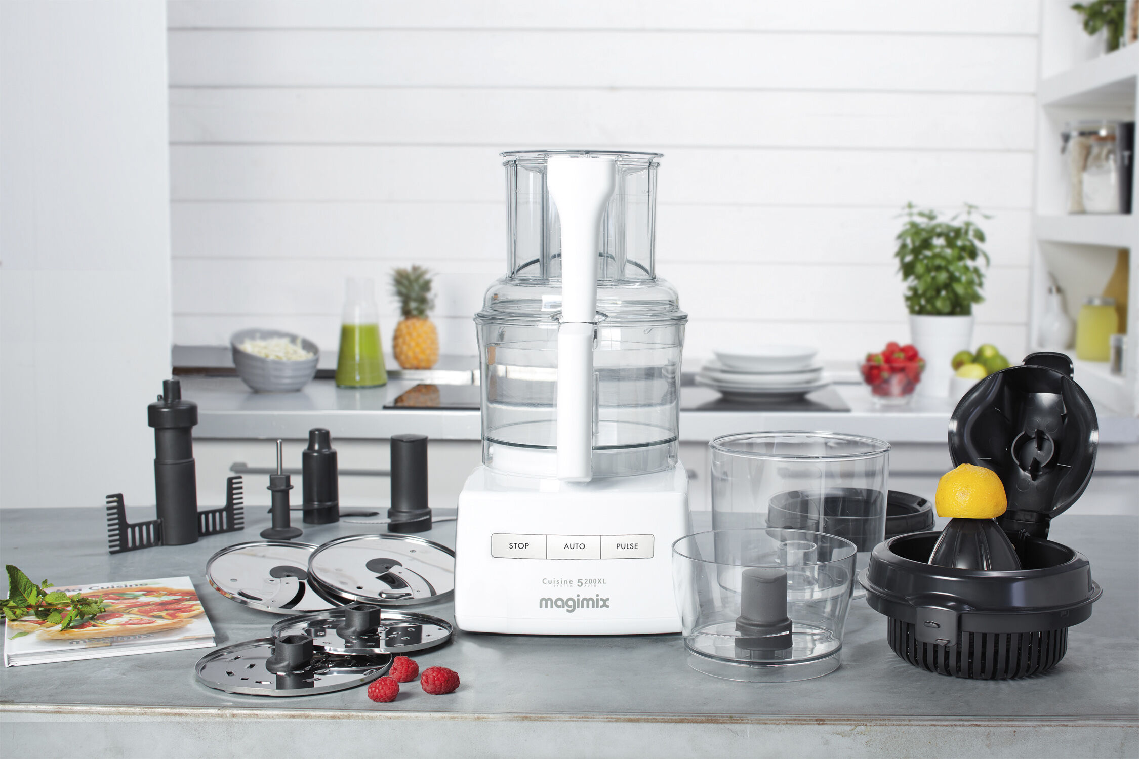 "Foodprocessor CS 5200 XL 1100 watt Vit"