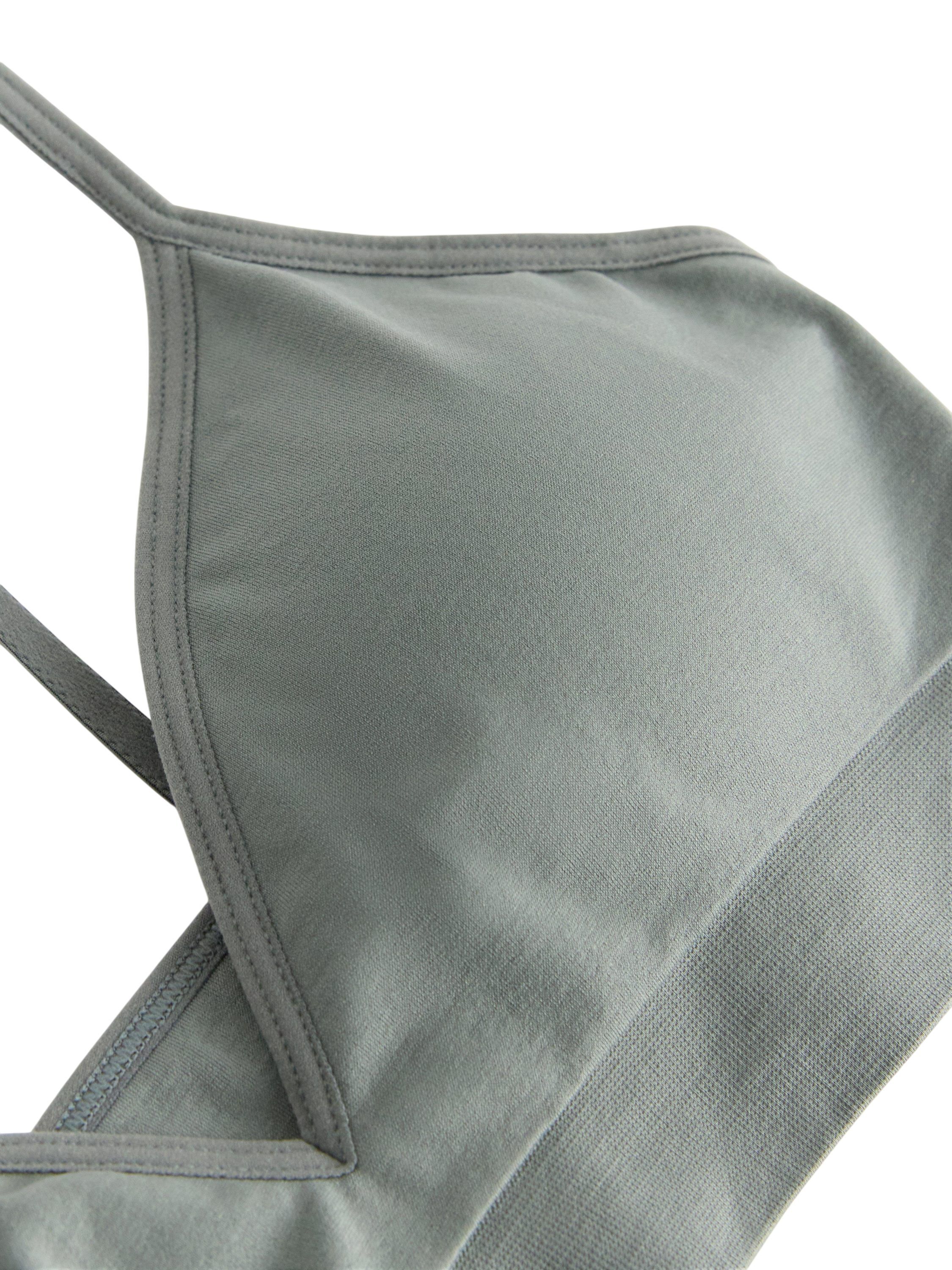 Comfy soft bra with thin, removable