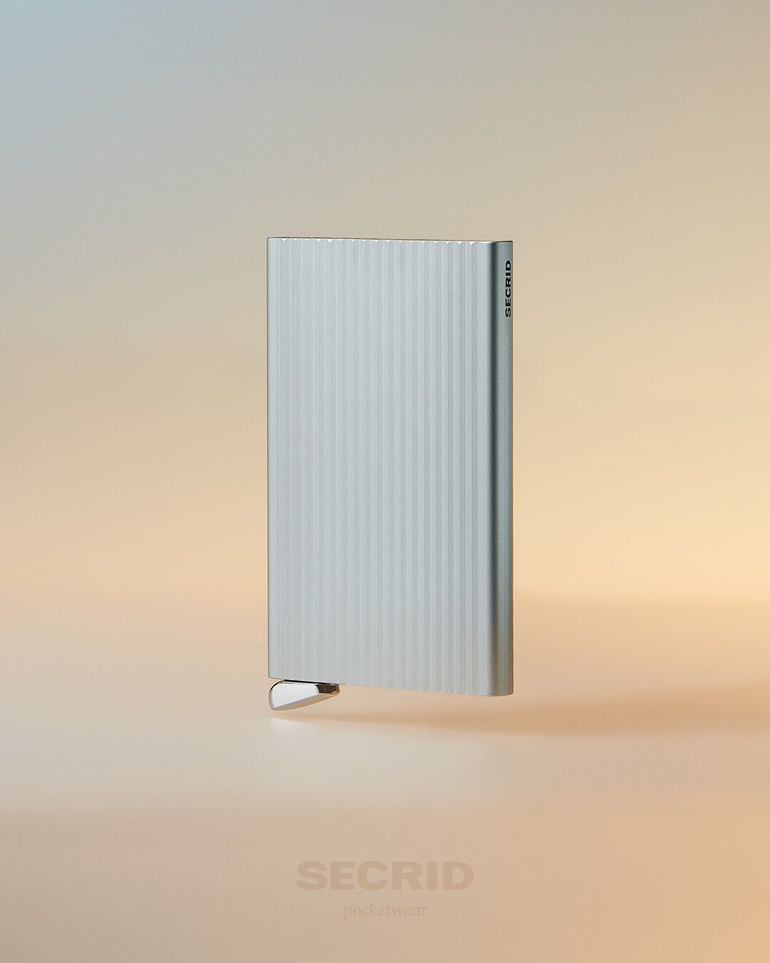 Cardprotector Fluted Silver+