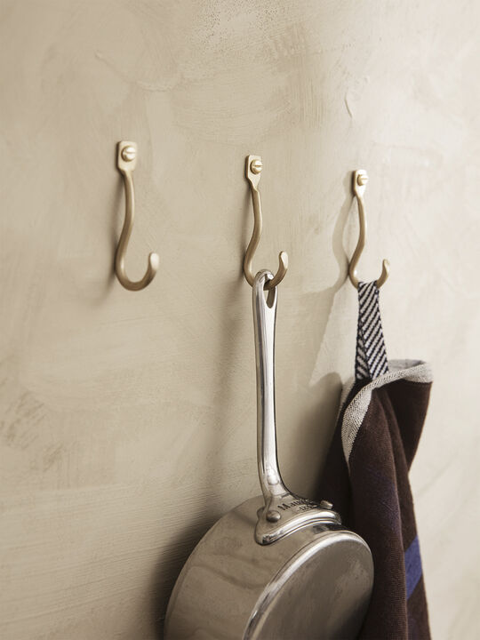 Curvature Hooks - Set of 3 - Brass