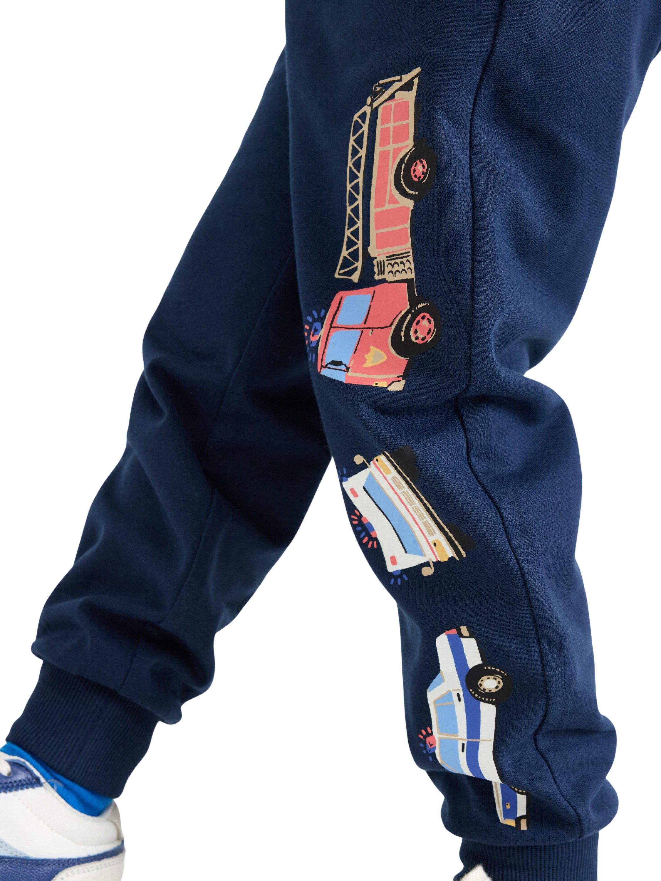 Bl&oslash;de og behagelige joggers med b&oslash;r