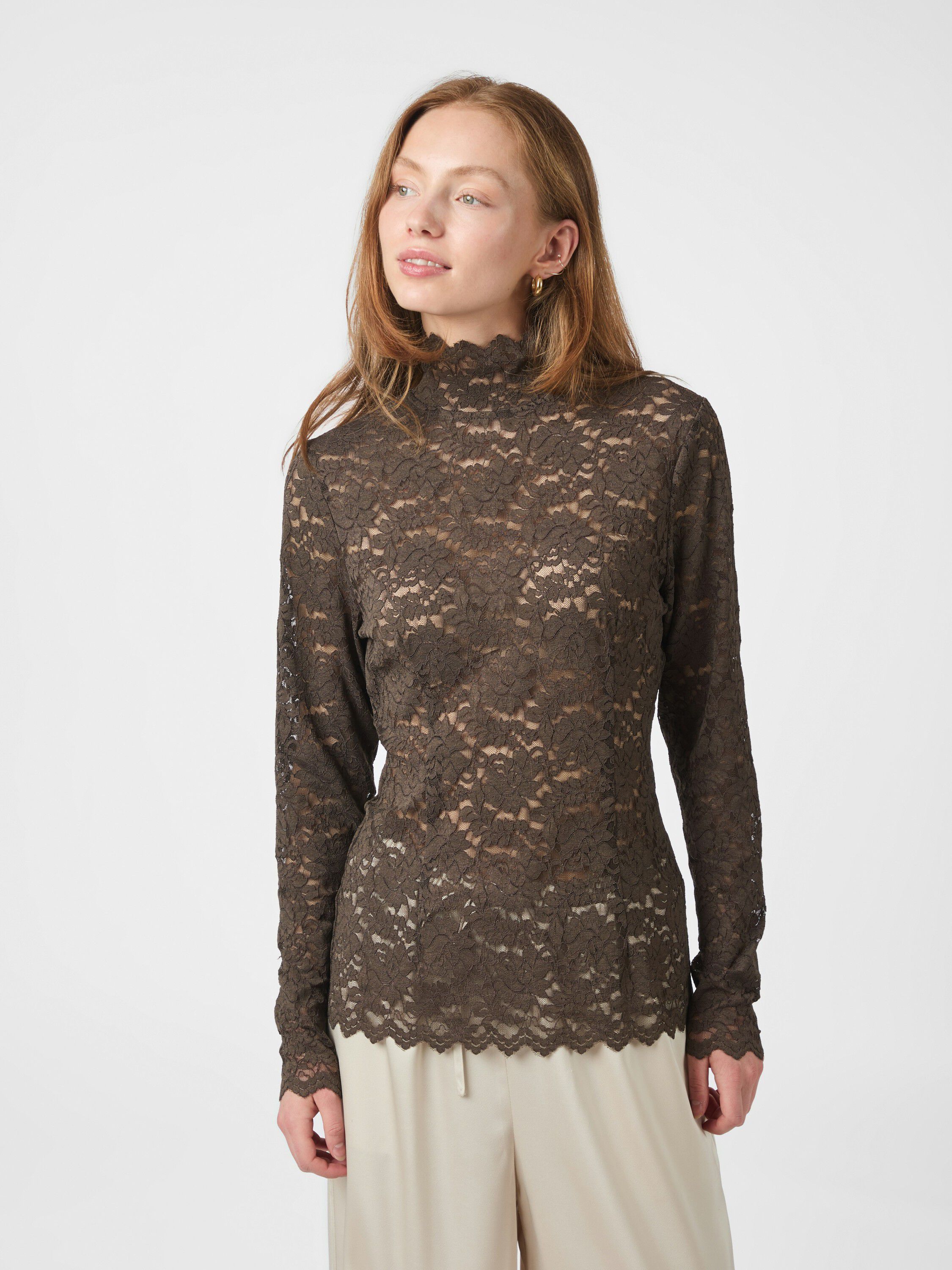 Liza Laceflower Blouse