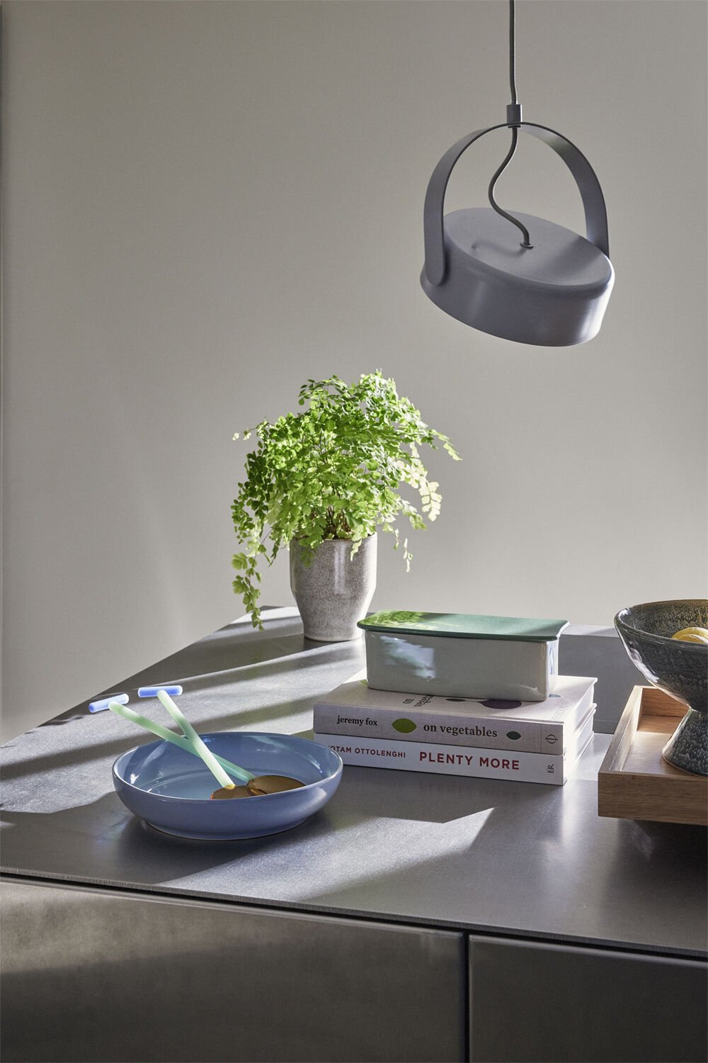 Crave Salatbestik Ravfarve/Lysegr&oslash;n/Bl&aring; s&aelig;t af 2