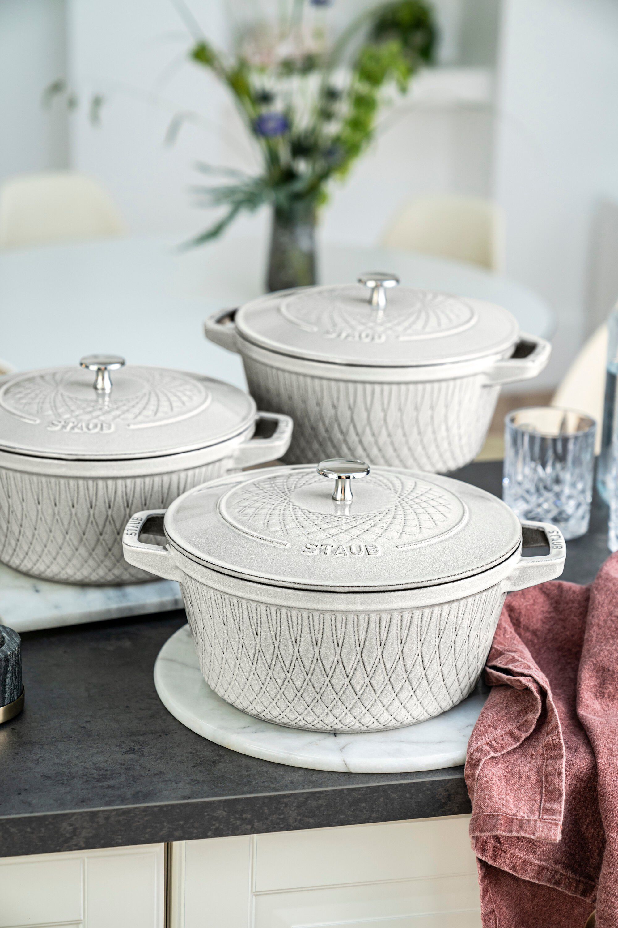 La Cocotte Cocotte 24 cm / 4 l, Rund, White Truffle, St&oslash;beje