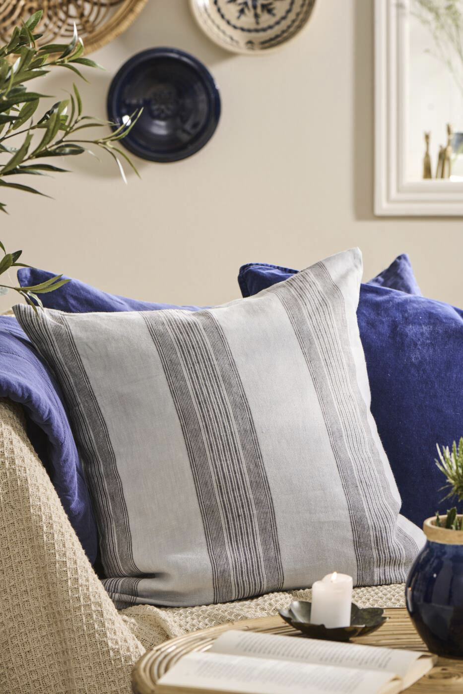 Pude lysebl&aring; m/gr&aring; striber