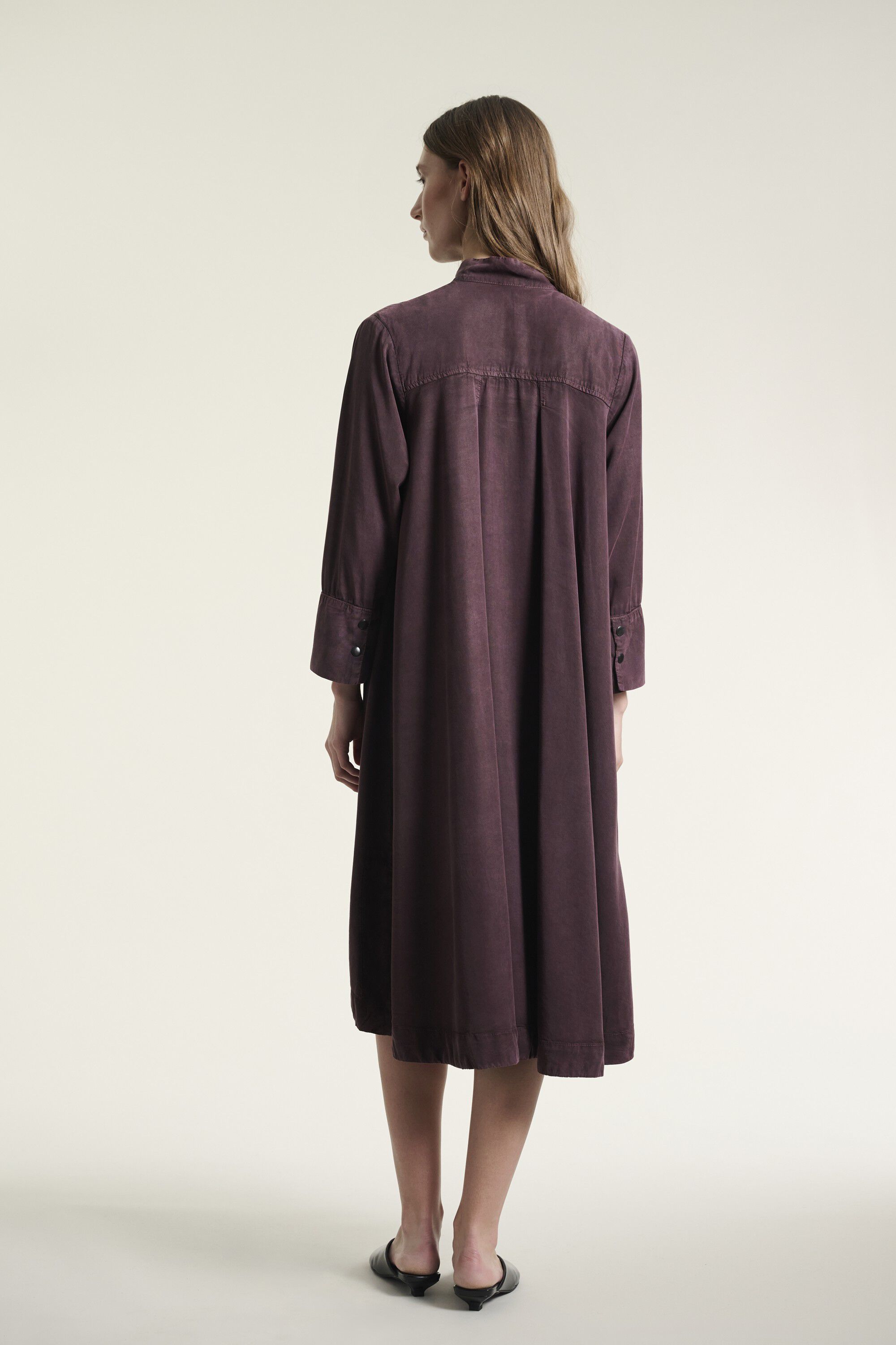 Samui h&oslash;jhalset kjole