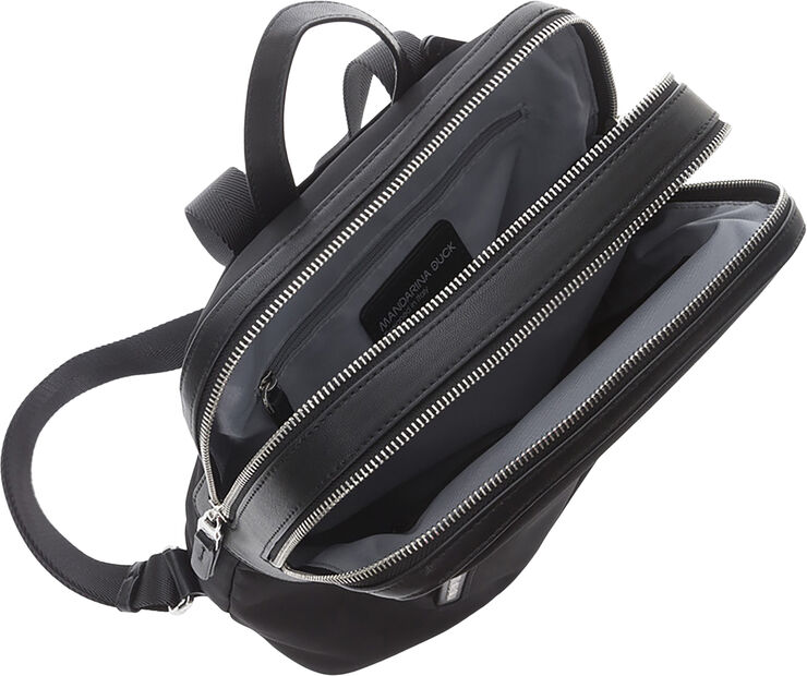 HUNTER BACKPACK / BLACK