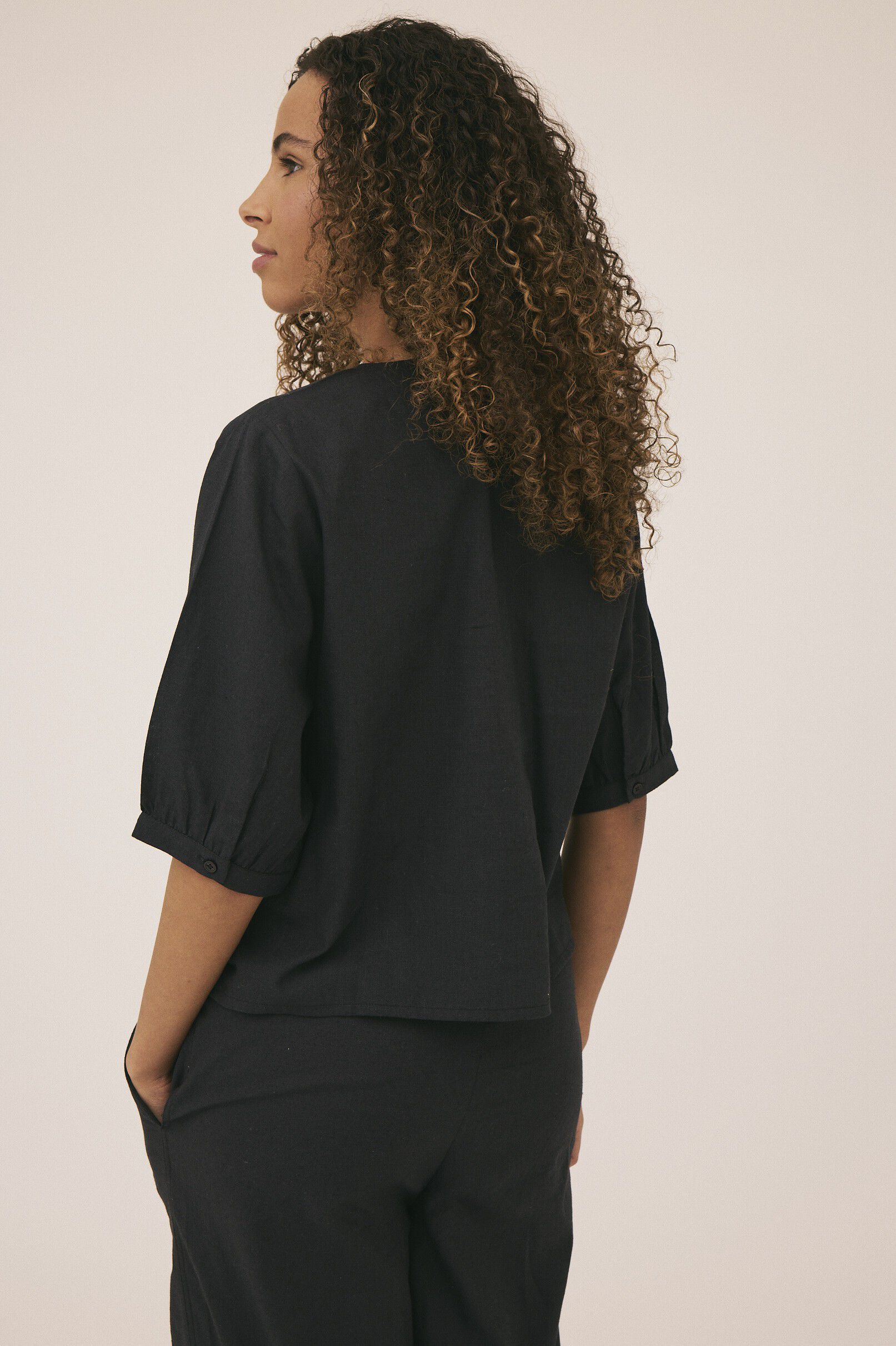 Florence 2S Bluse &ndash; Linblanding