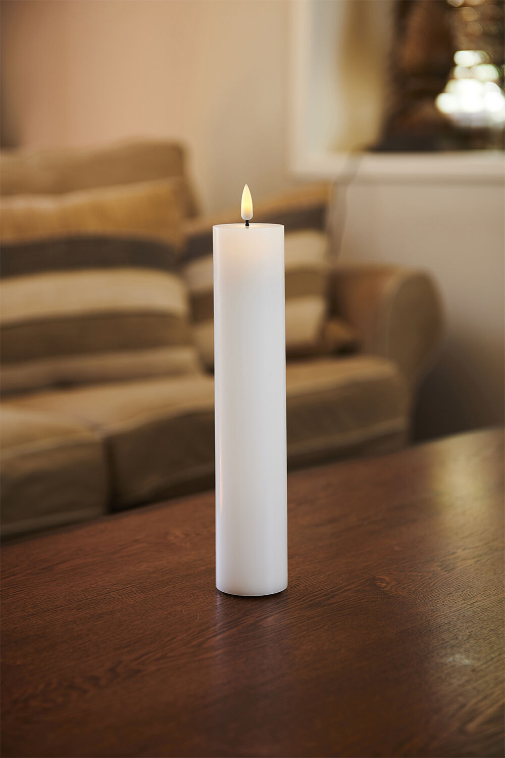 Sille Genopladelig, &Oslash;7,5xH25cm, Hvid