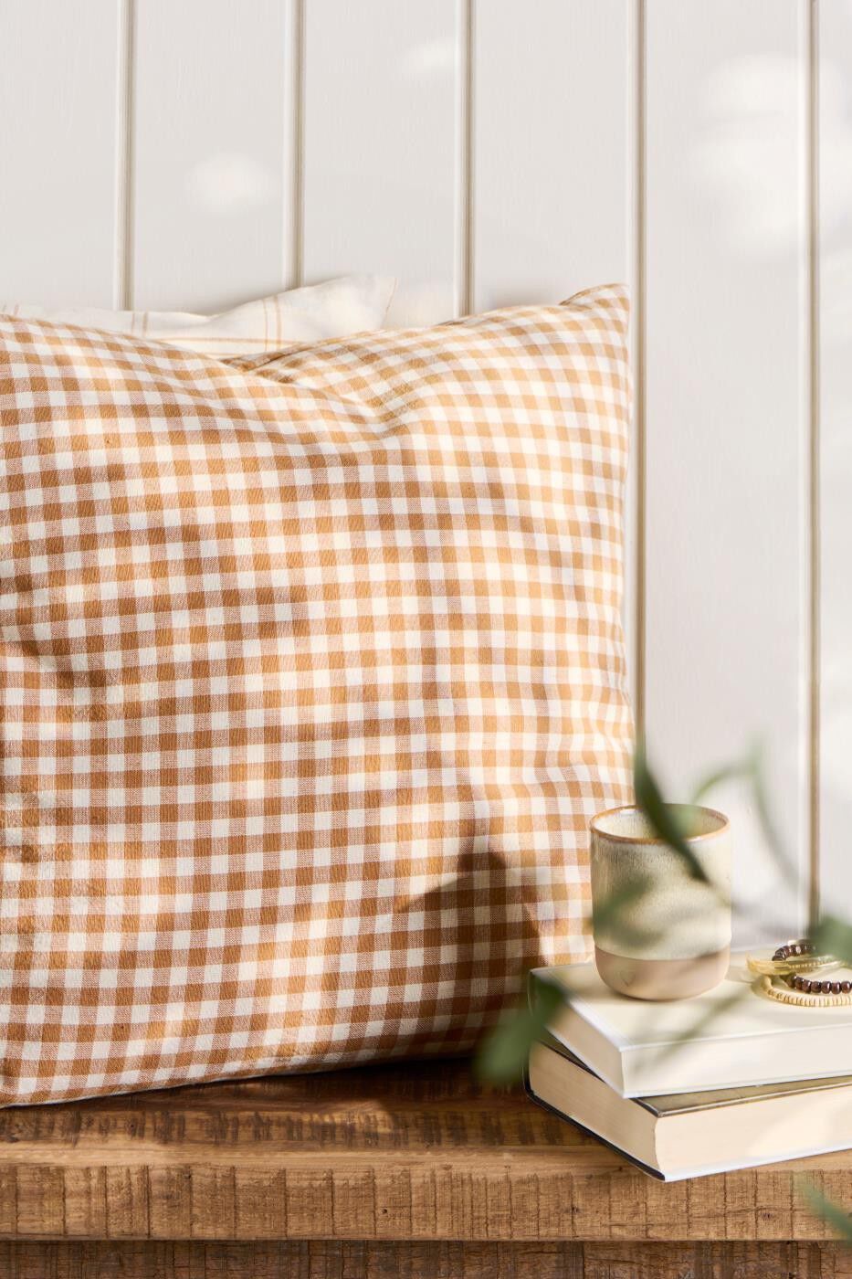 Pude Luca rustikbrun m/naturfarvede sm&aring; tern