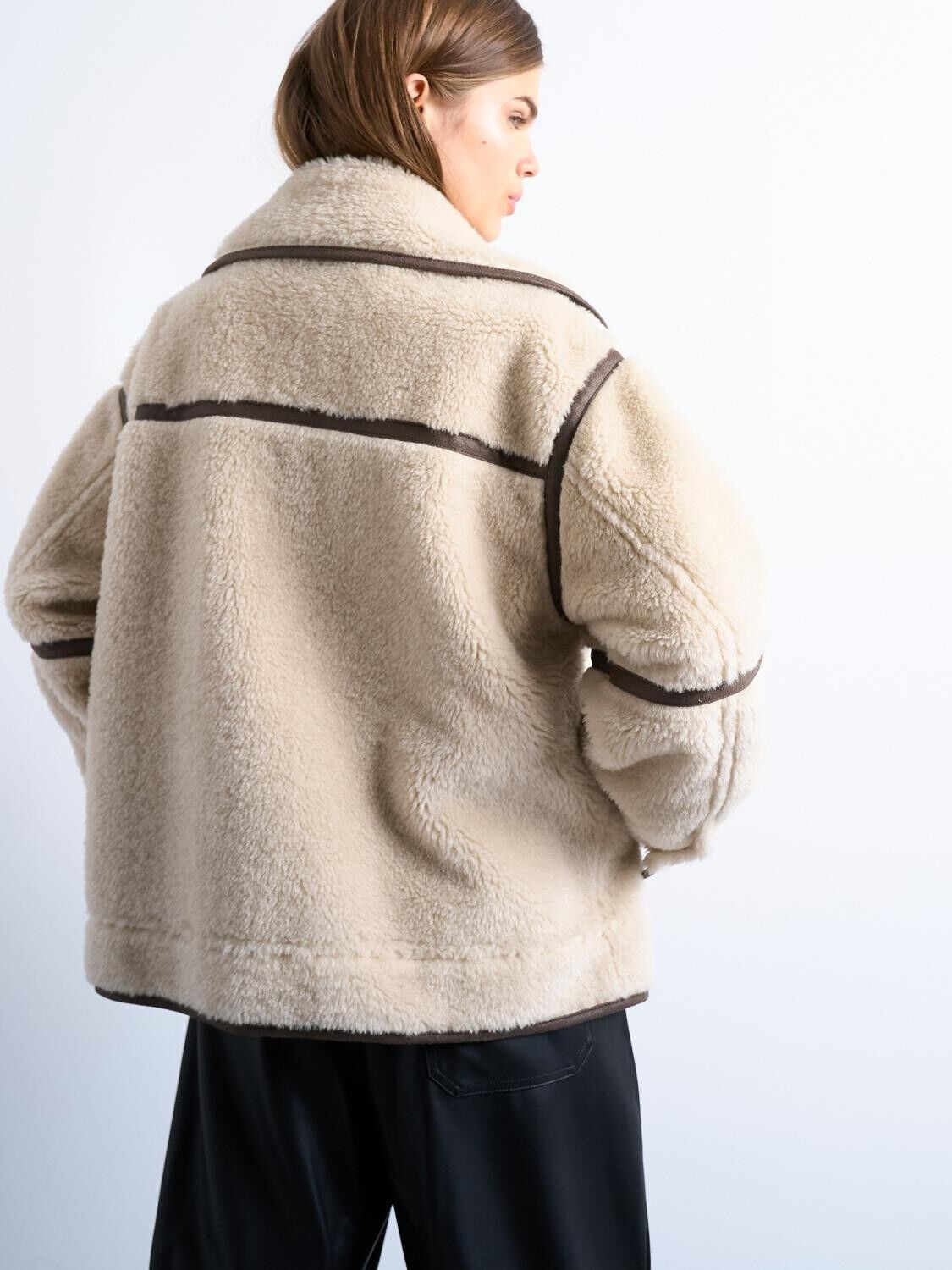 Tsaviaya Short Jacket