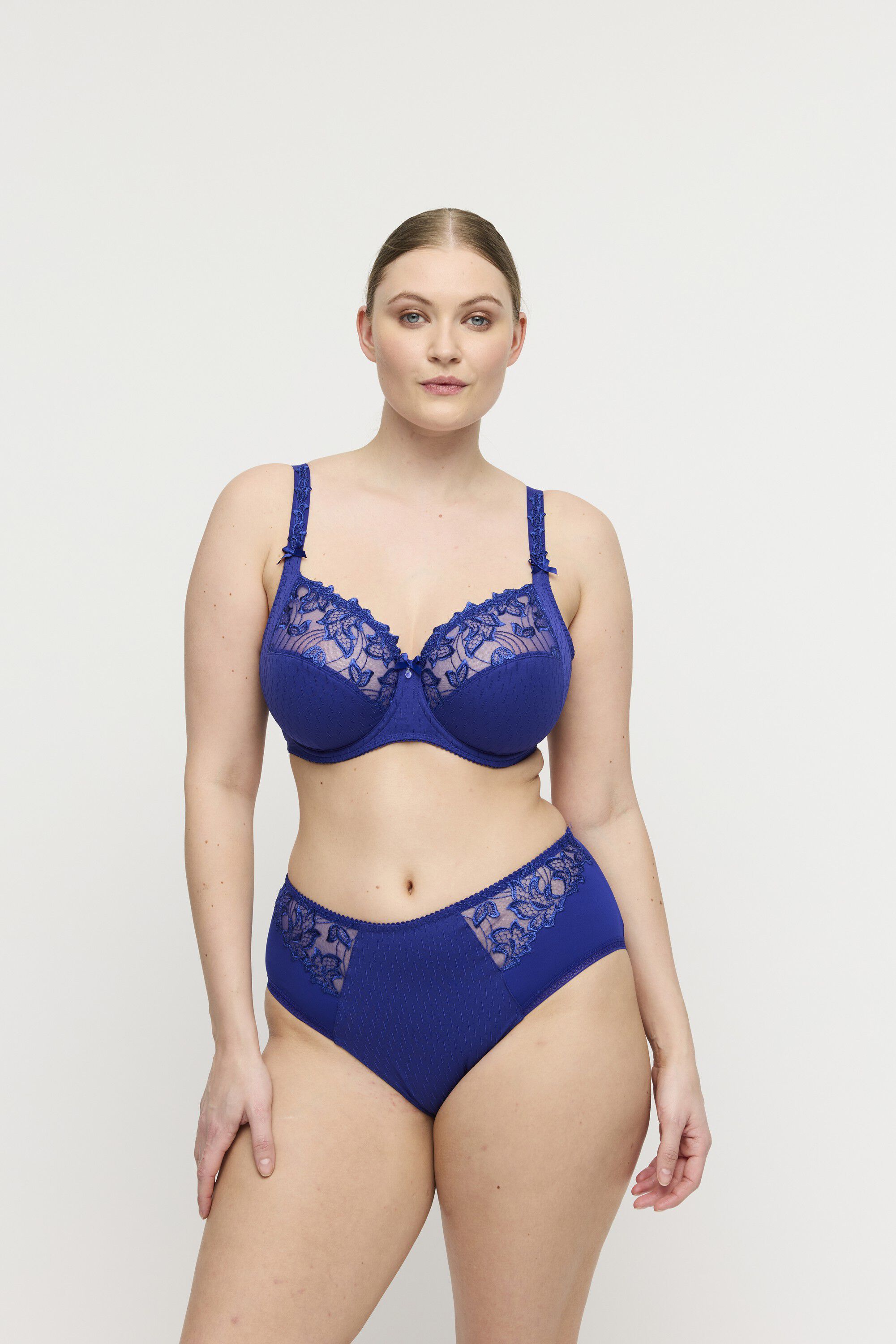 Deauville full cup bra