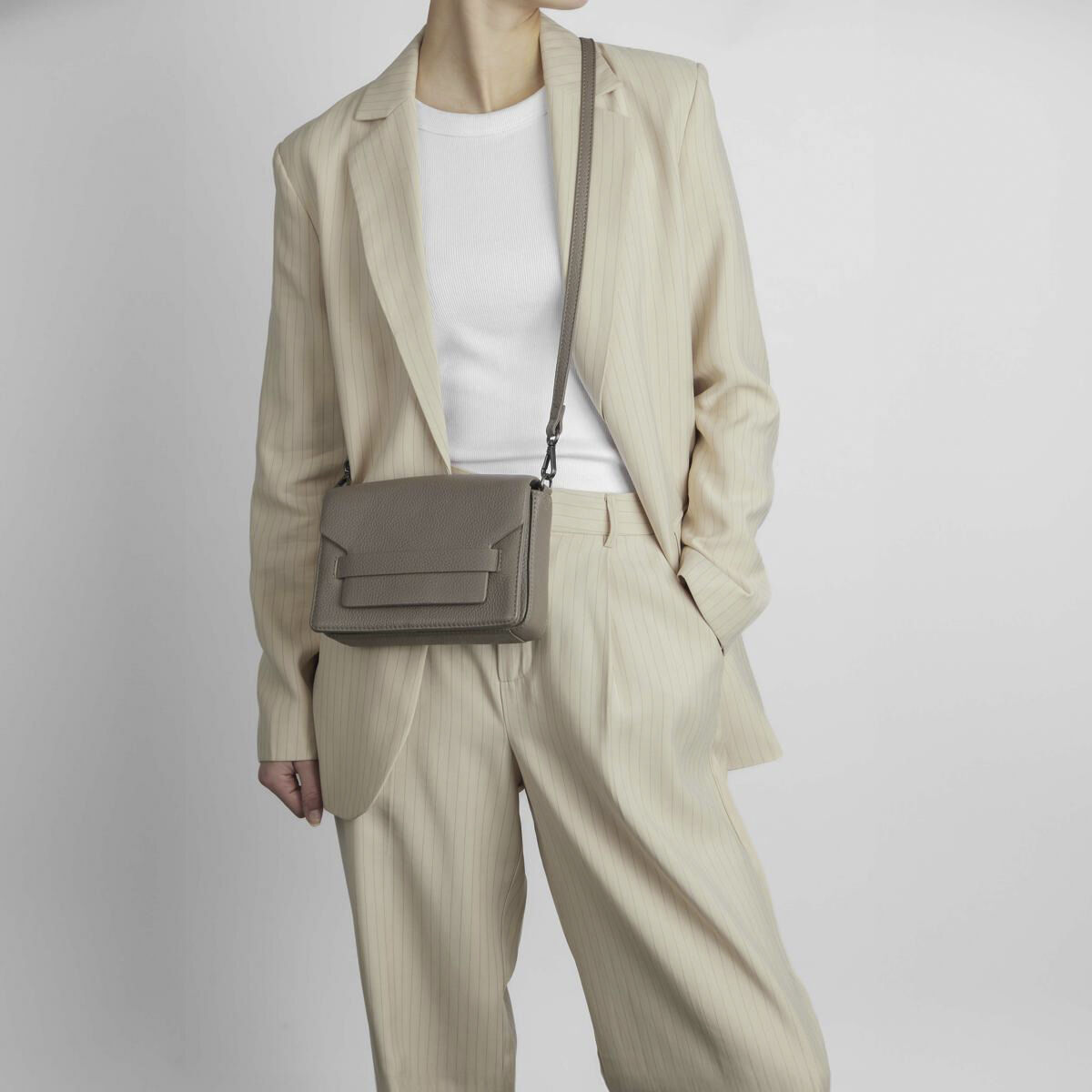 VanyaMBG Crossbody Bag, Grain