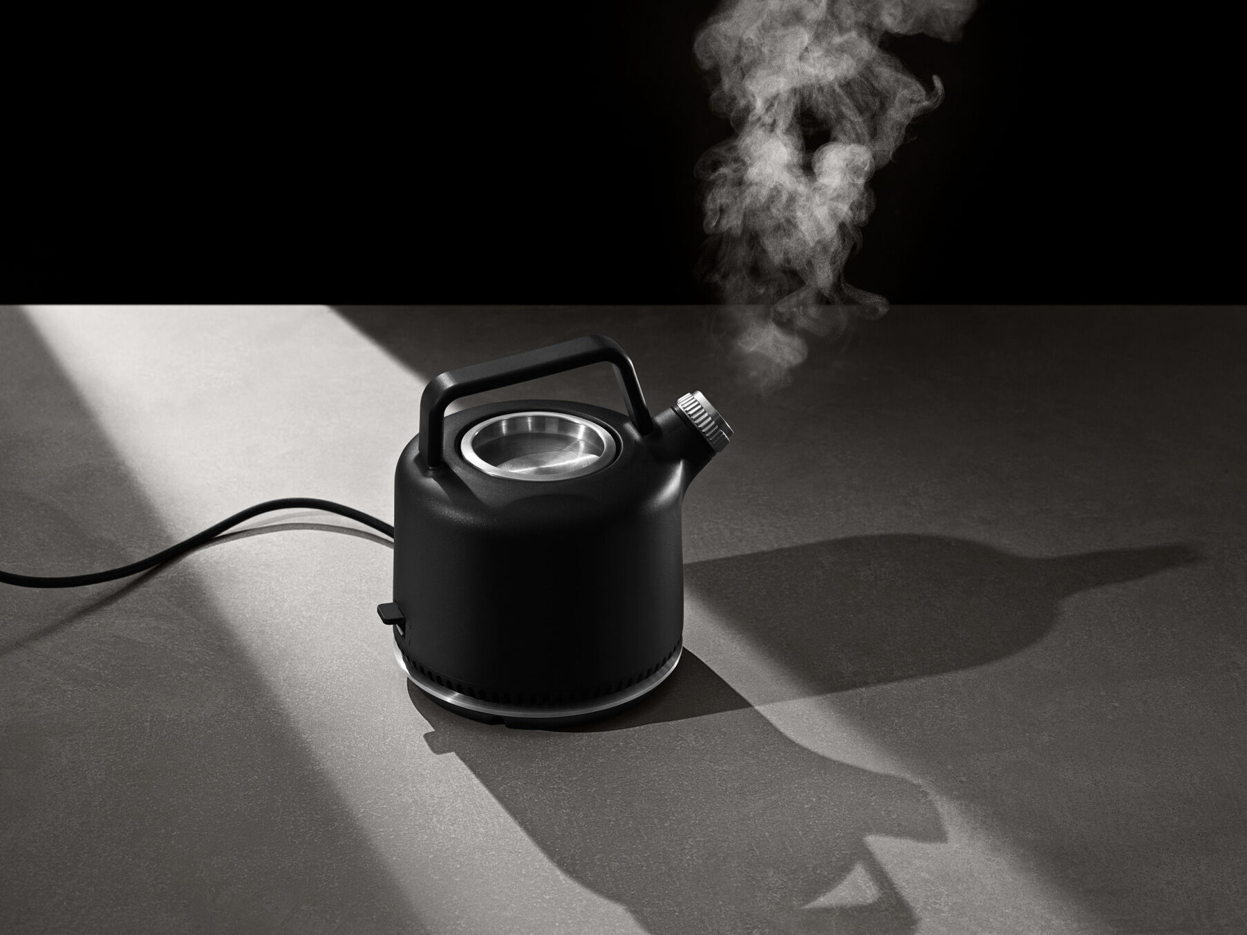 Vipp501 electric kettle
