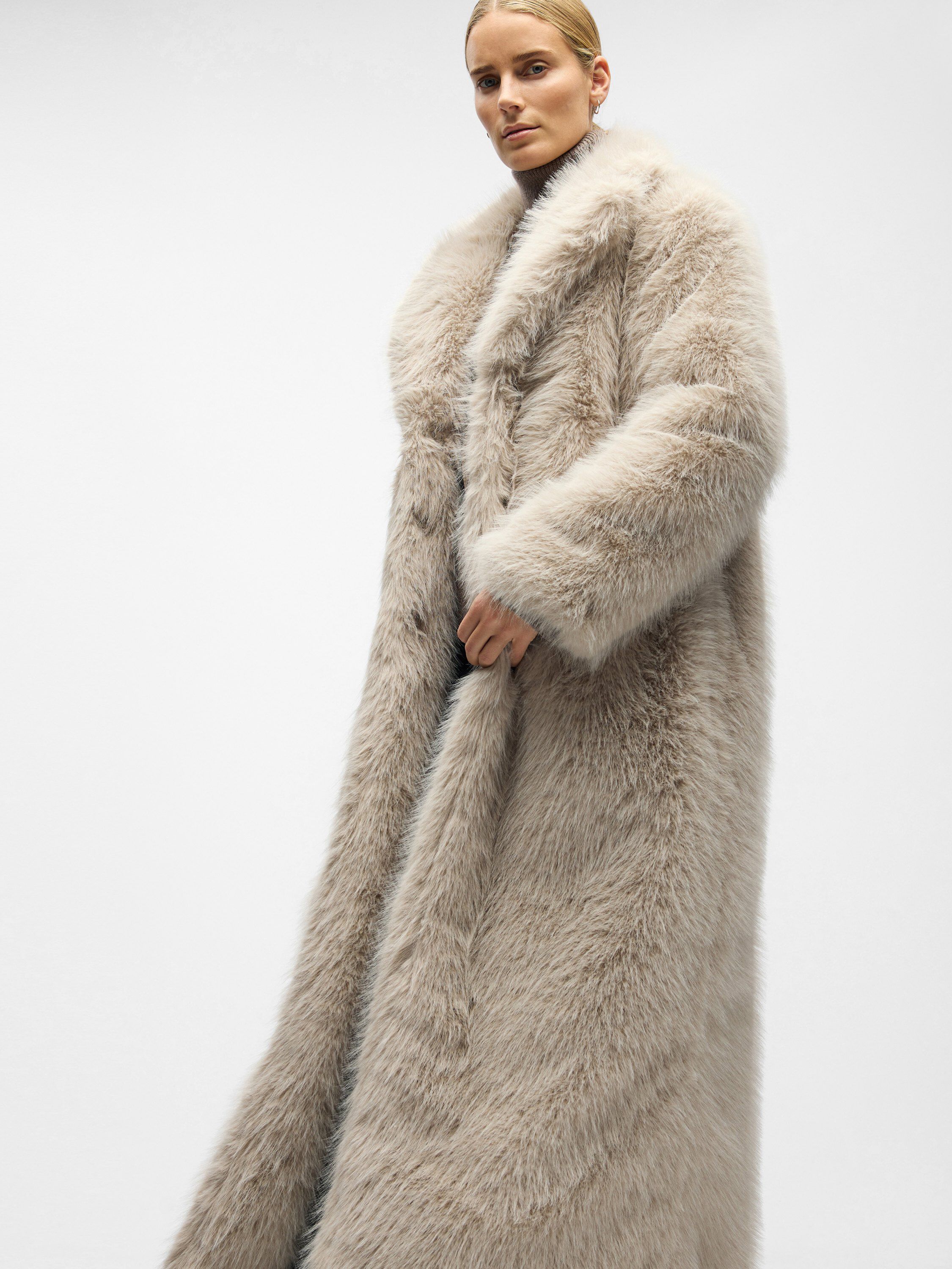 OBJISADORA L/S LO HAIRY LONG COAT 1