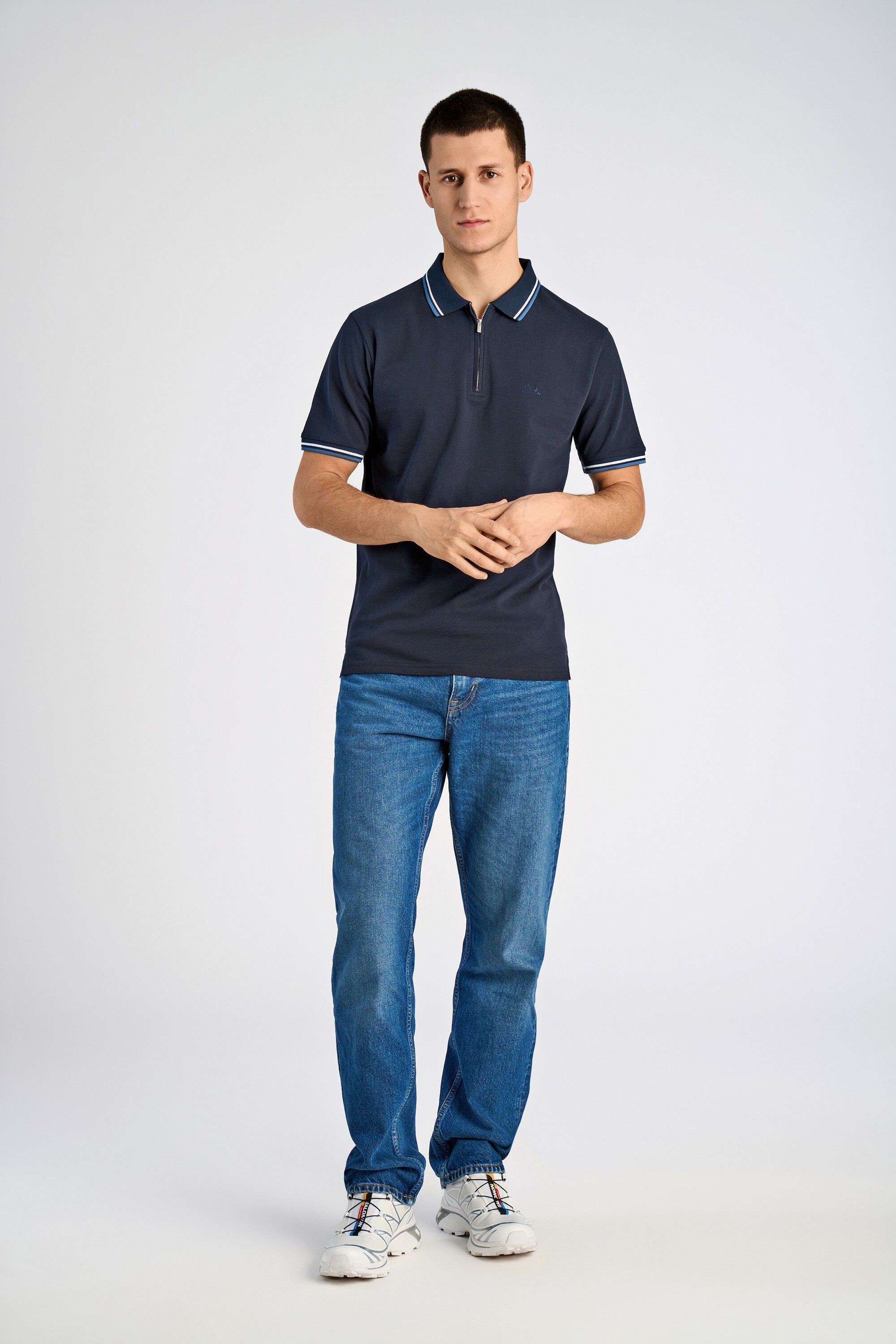 Polo shirt w. zip neck