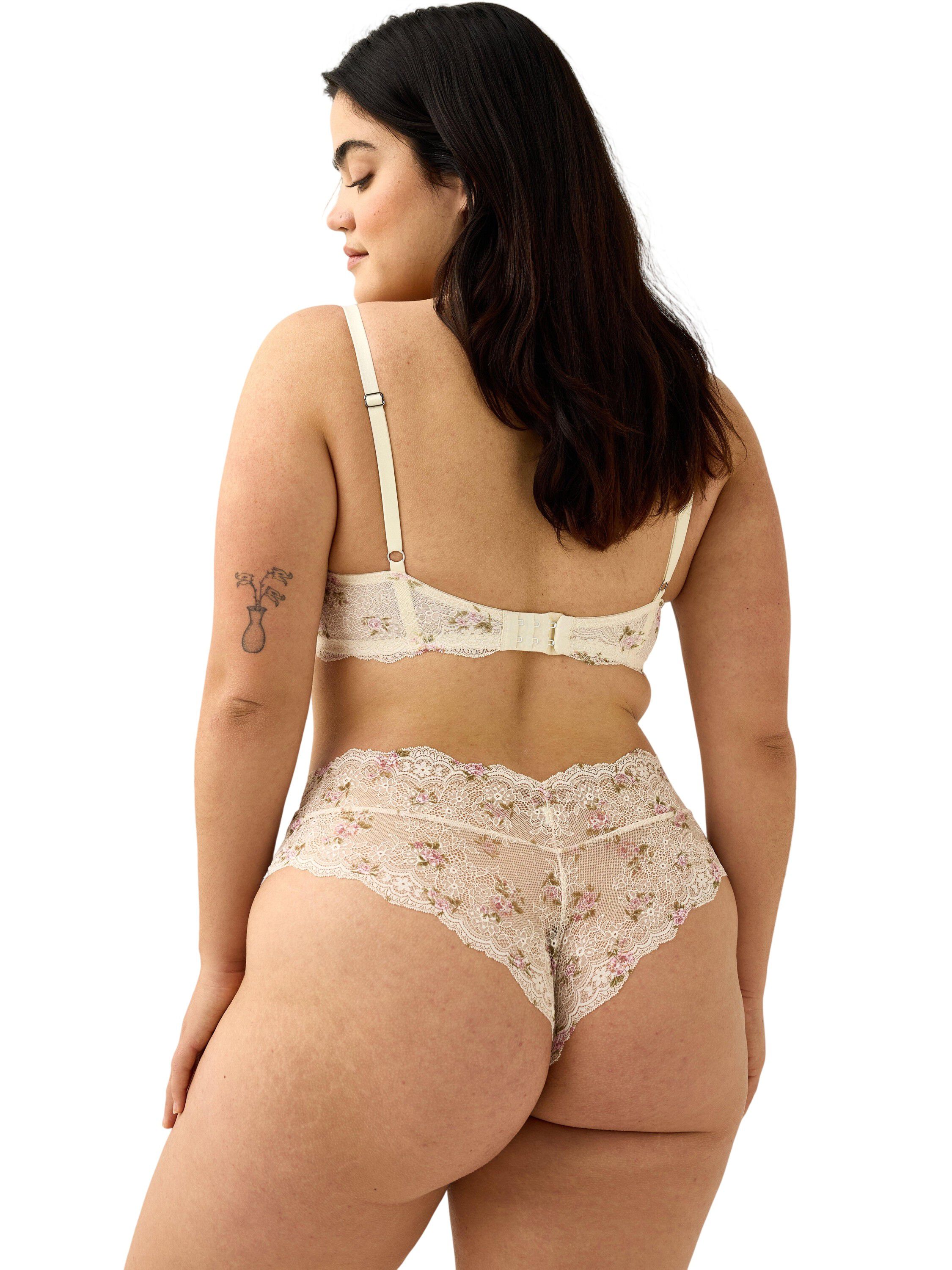 Brazilian briefs in lace with a reg