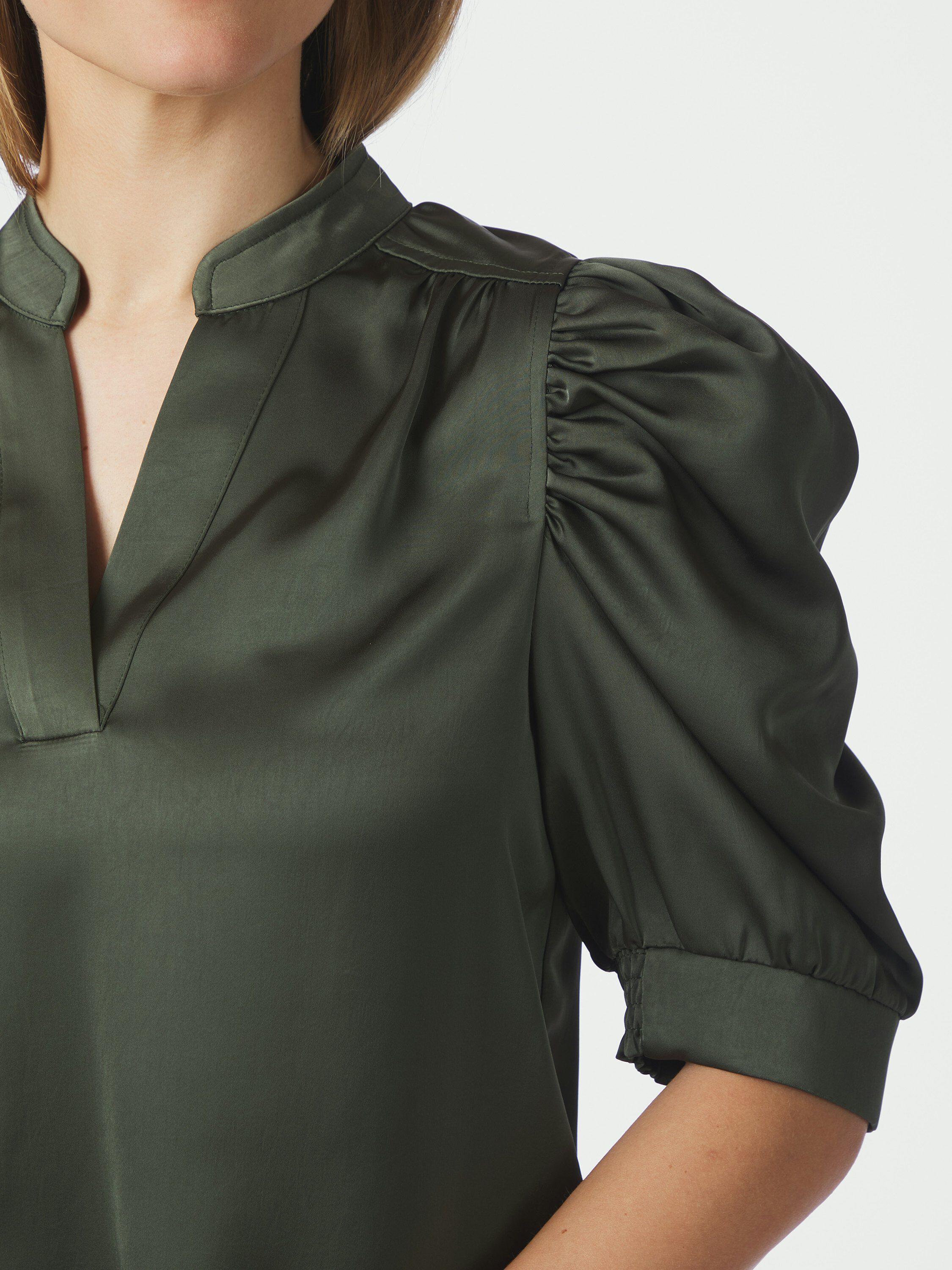 Roella Heavy Sateen Blouse