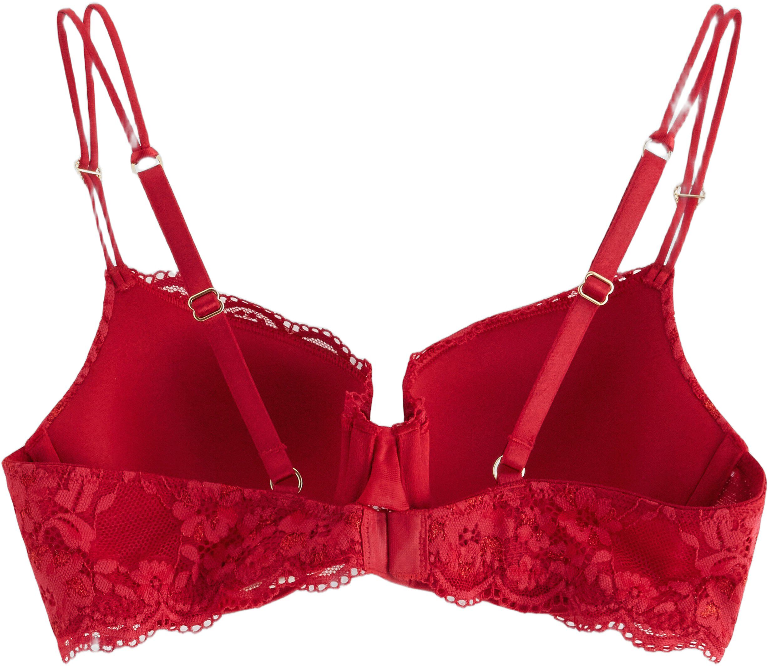 En bekv&auml;m t-shirt bh t&auml;ckt av mjuk