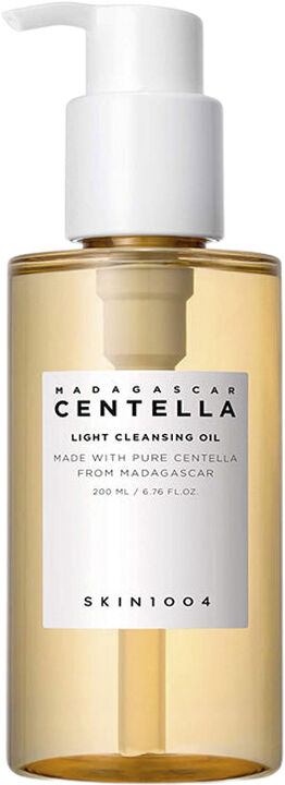 Madagascar Centella Light Cleansing Oil