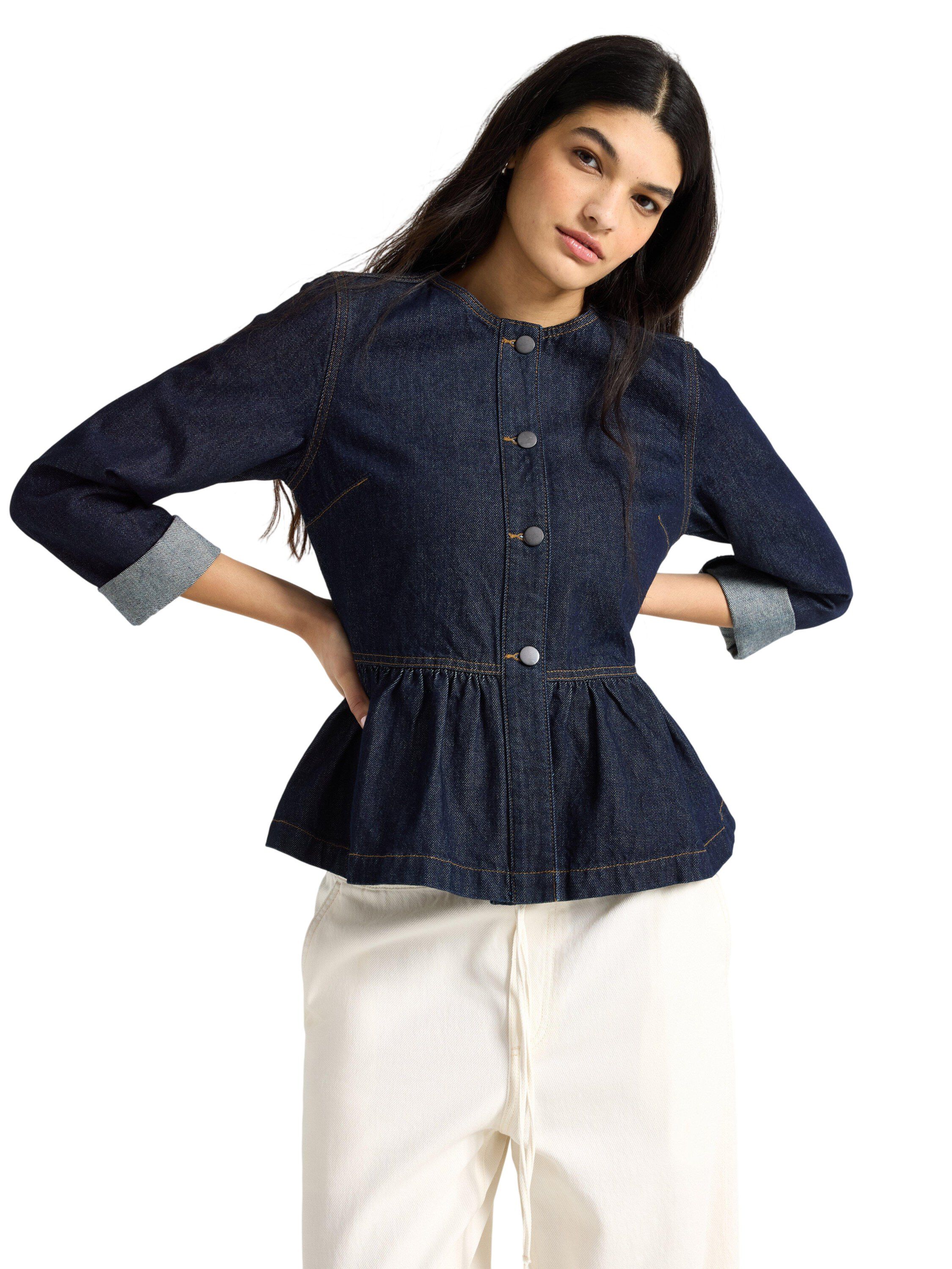Denimjakke med peplum-passform og u